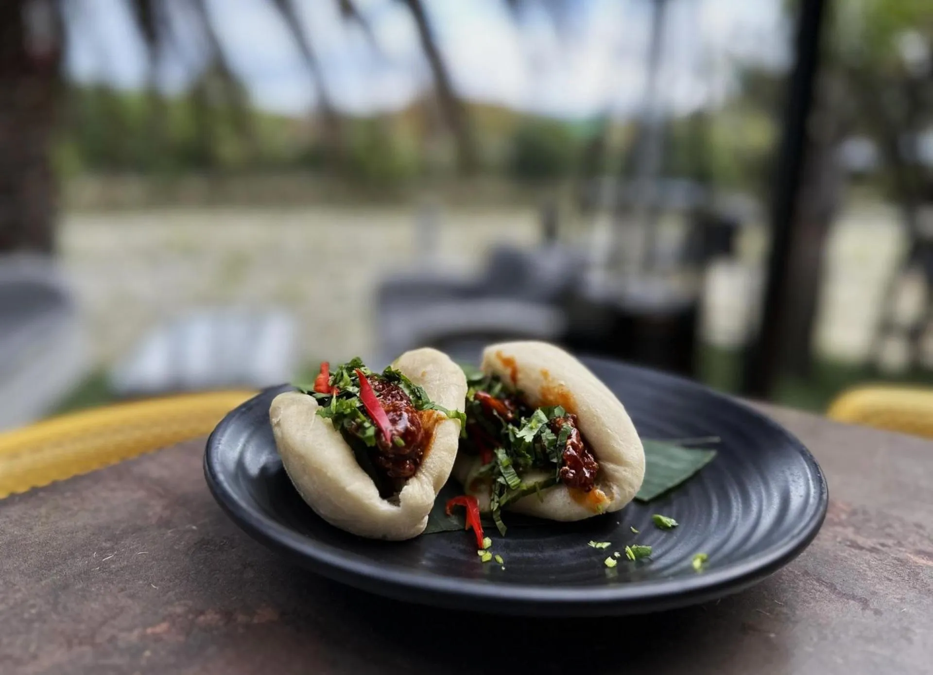 Restaurant/places to eat in Tides Hotel