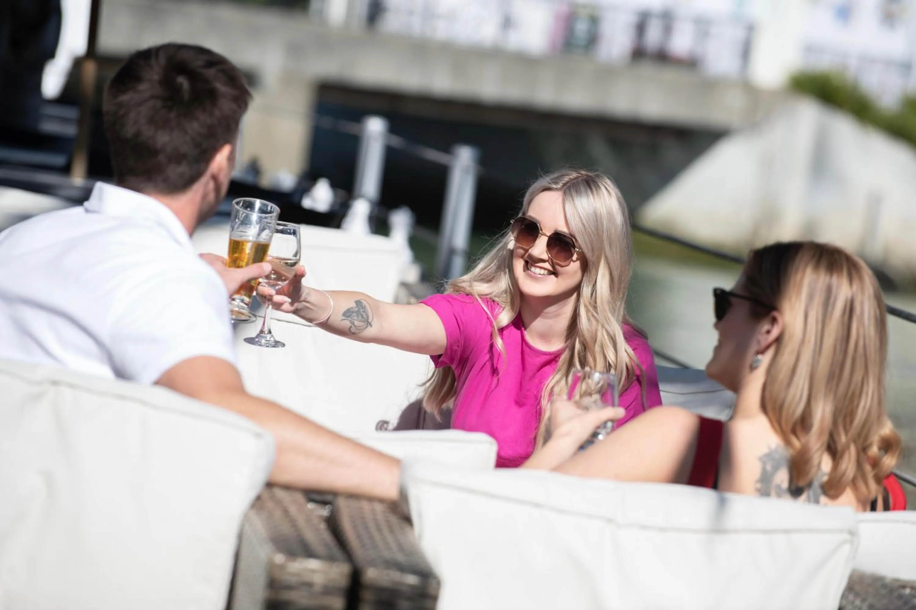 Restaurant/places to eat in Tides Hotel