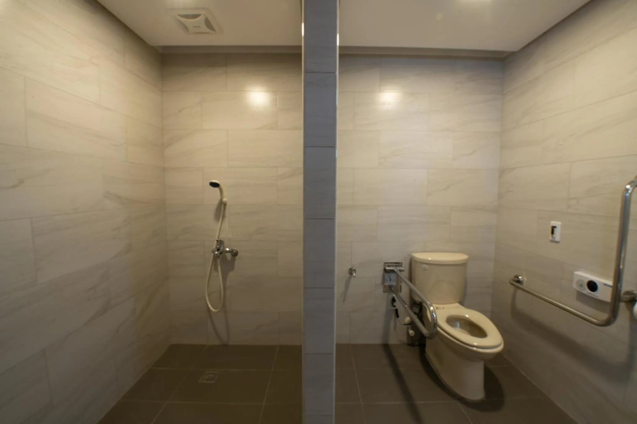 LIANN Hotel