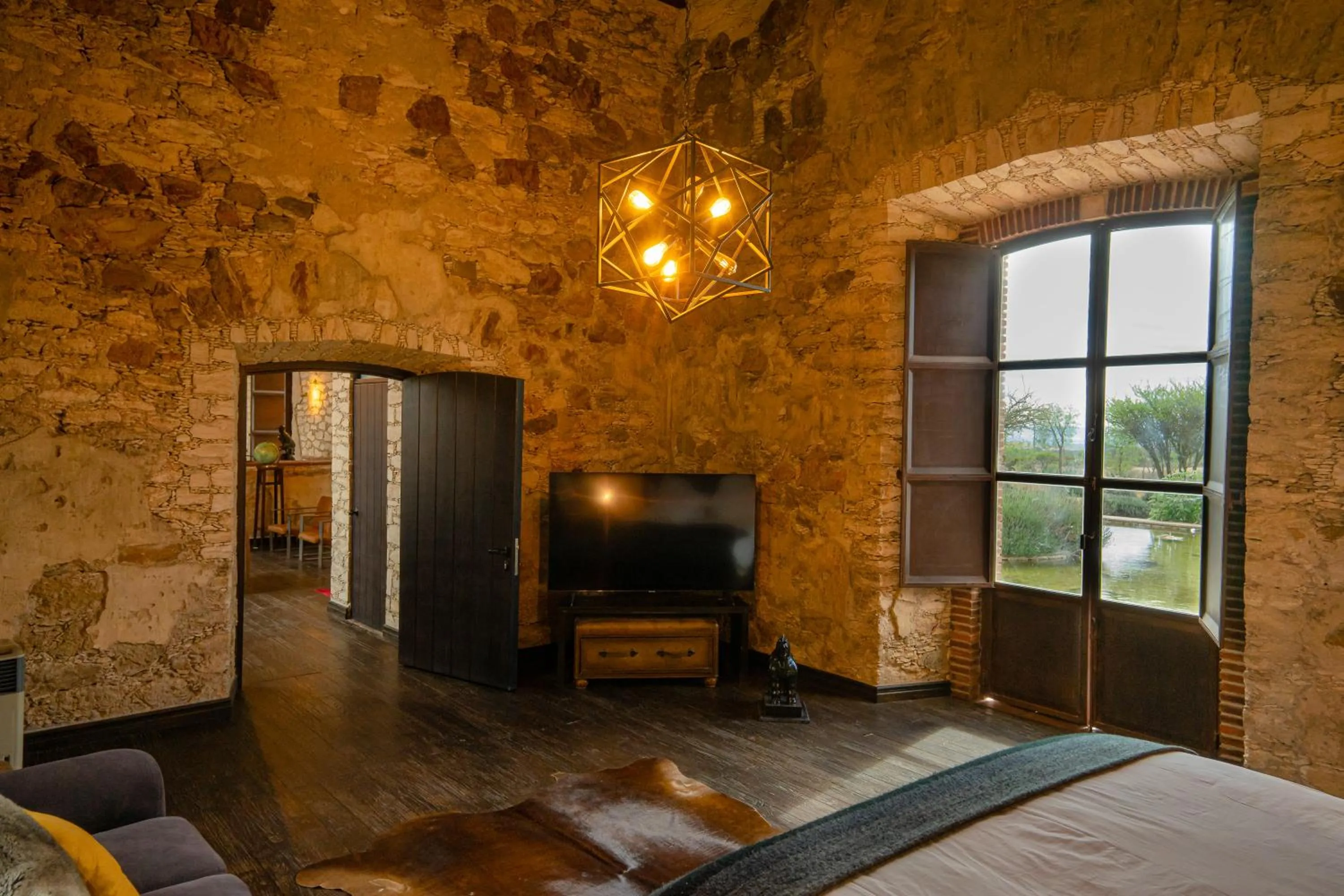 TV and multimedia, Bed in Mineral del Cielo