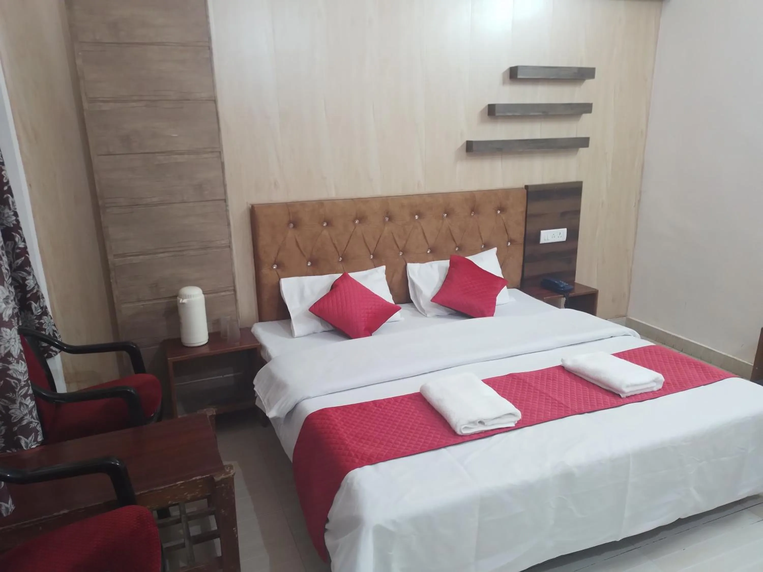Bedroom in Hotel Ishan