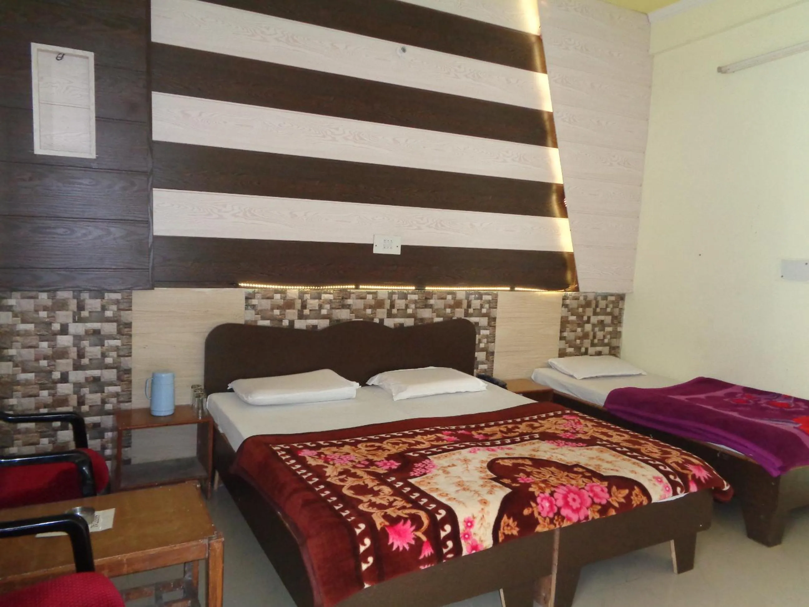 Bedroom in Hotel Ishan