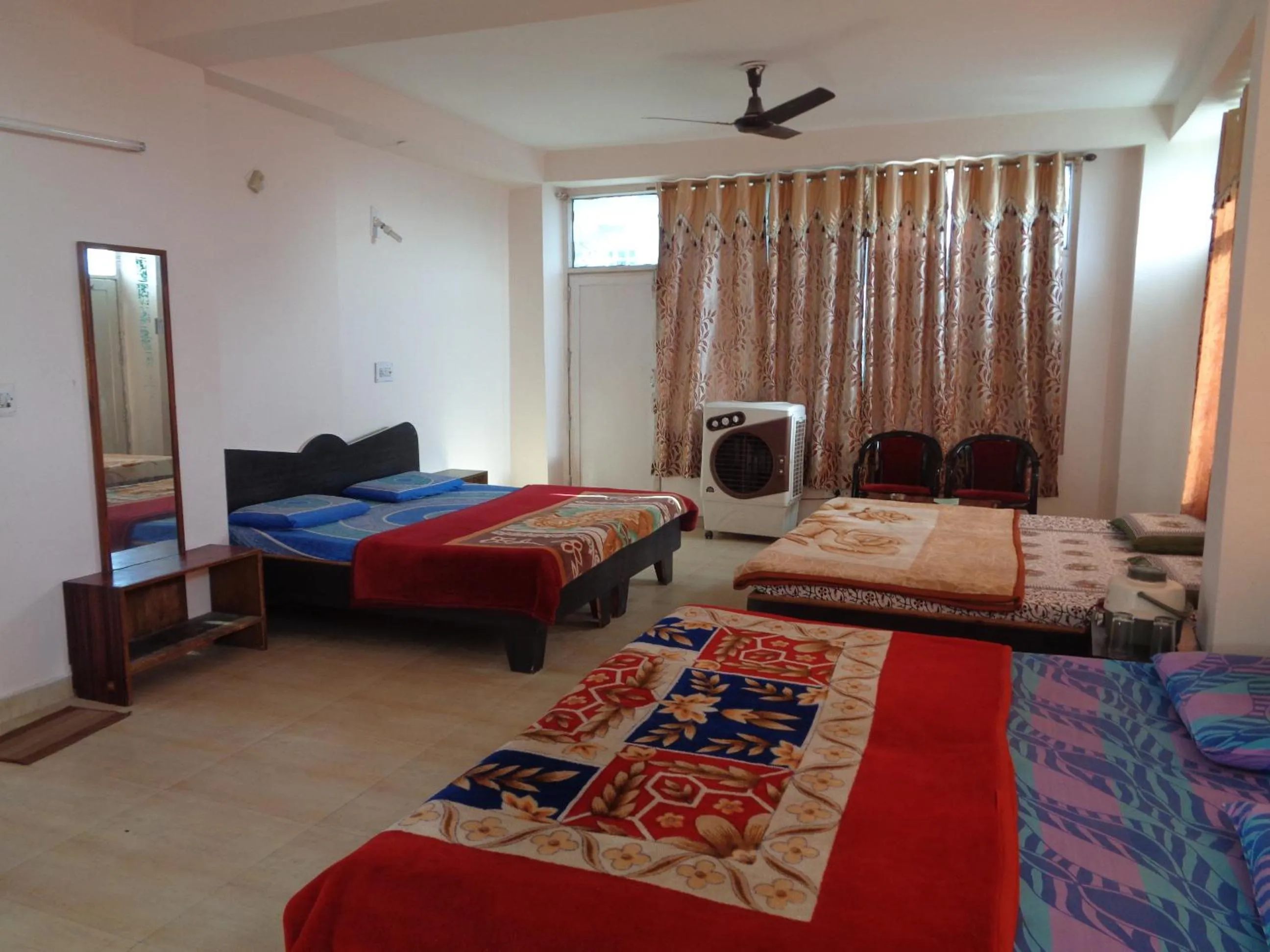 Bedroom in Hotel Ishan