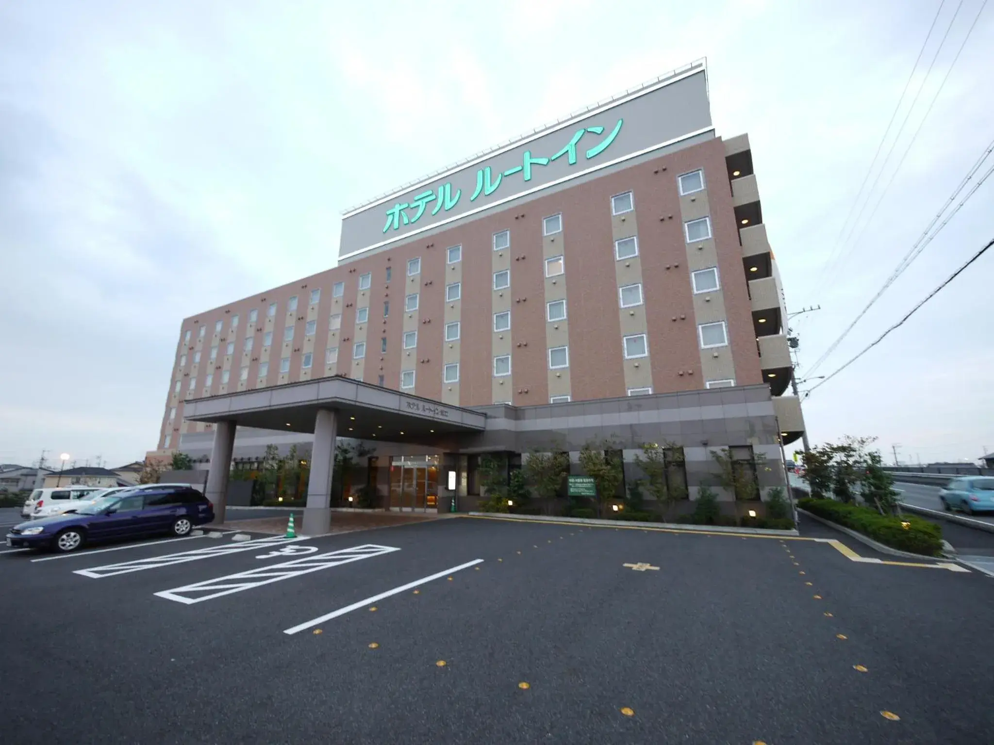 Property building in Hotel Route-Inn Chiryu -Kokudou 1 Gou- Property building in Hotel Route-Inn Chiryu -Kokudou 1 Gou-