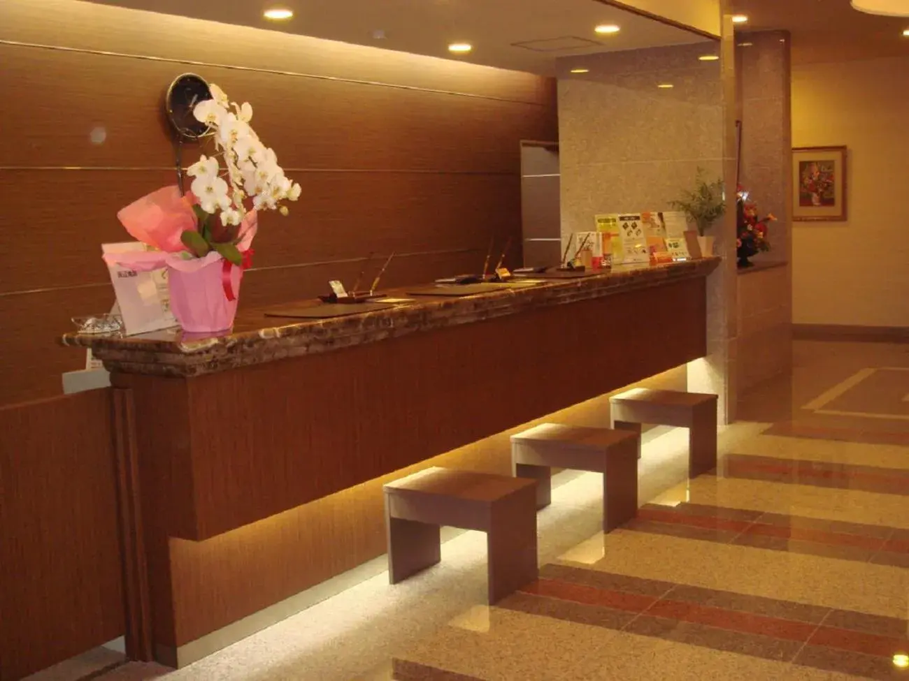 Lobby or reception in Hotel Route-Inn Chiryu -Kokudou 1 Gou- Lobby or reception in Hotel Route-Inn Chiryu -Kokudou 1 Gou-