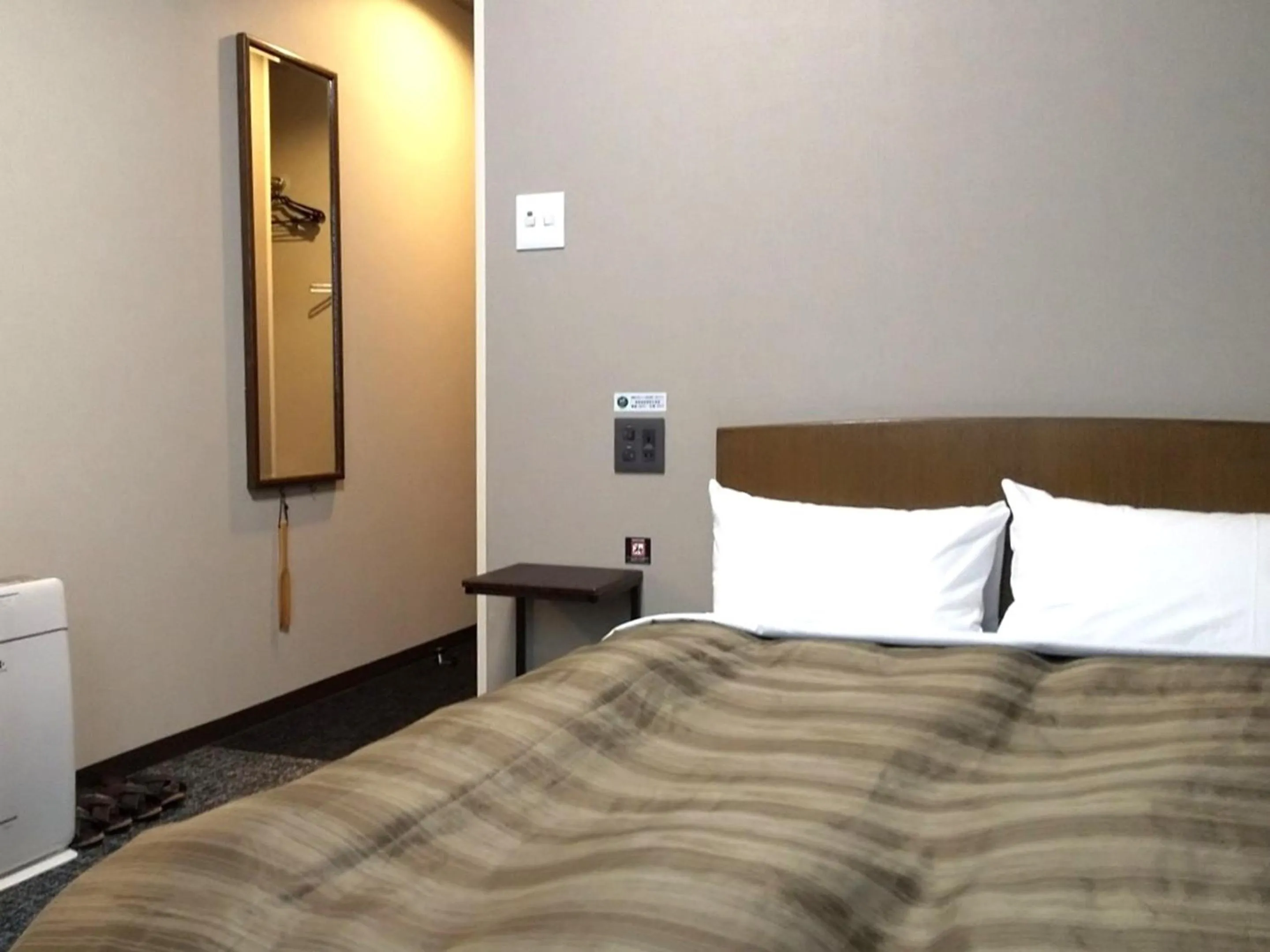 Photo of the whole room, Bed in Hotel Route-Inn Tsu Ekiminami -Kokudo23gou-