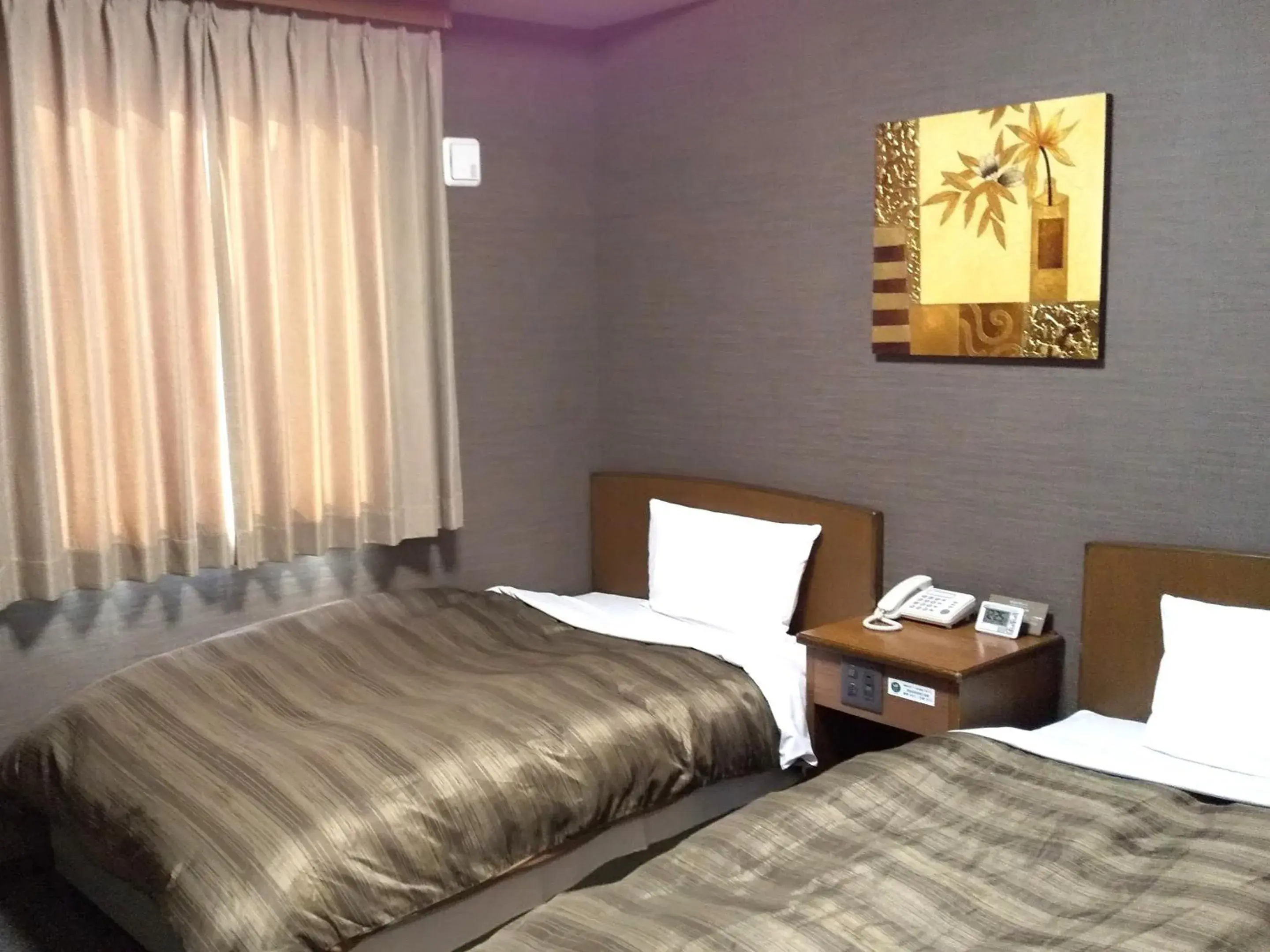 Photo of the whole room, Bed in Hotel Route-Inn Tsu Ekiminami -Kokudo23gou- Photo of the whole room, Bed in Hotel Route-Inn Tsu Ekiminami -Kokudo23gou-