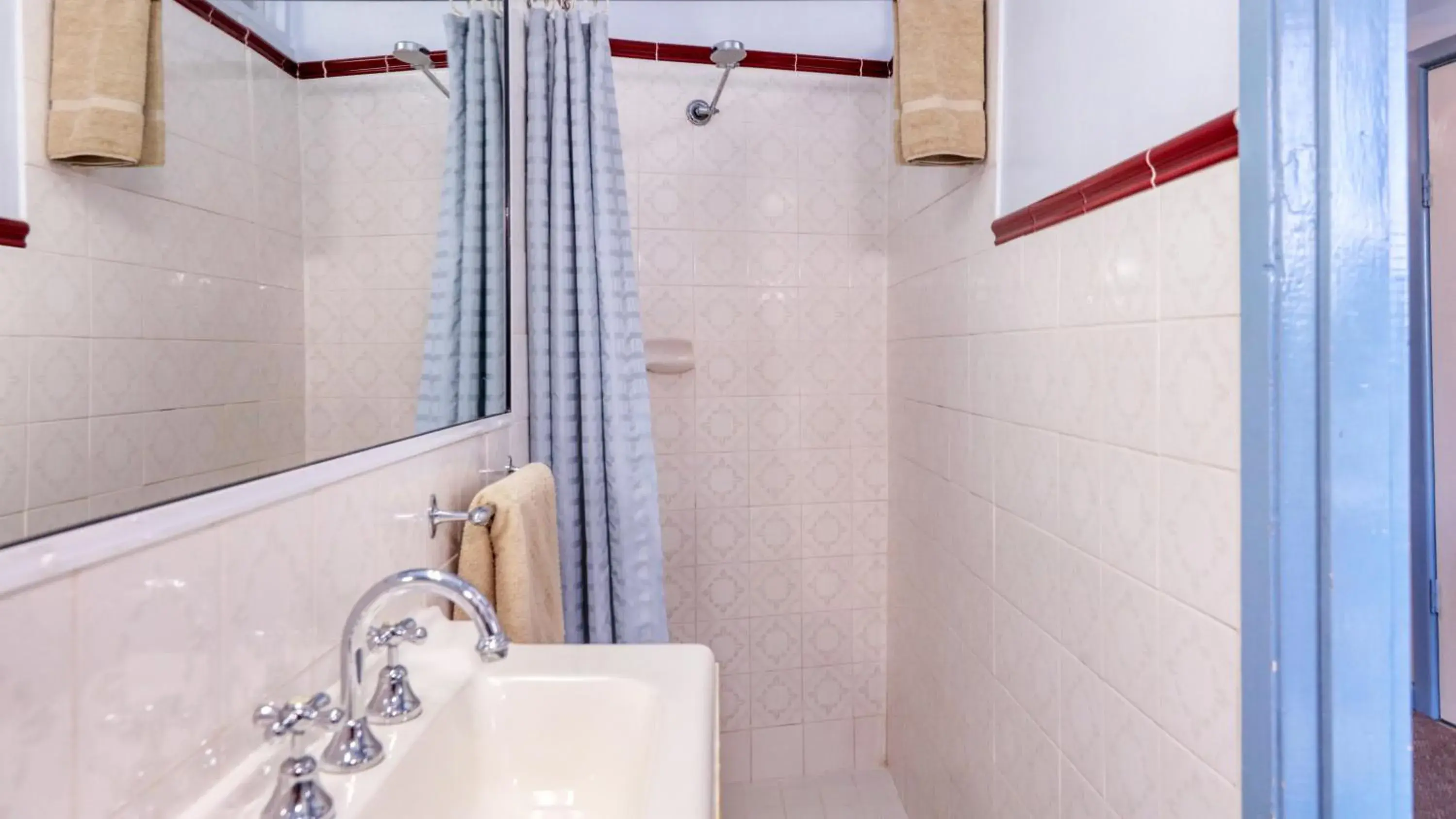 Tumut Farrington motel Tumut Farrington motel