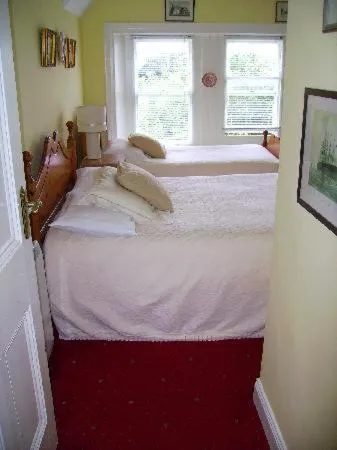 Day, Bed in The Old Cable Historic House & Seafood Restaurant