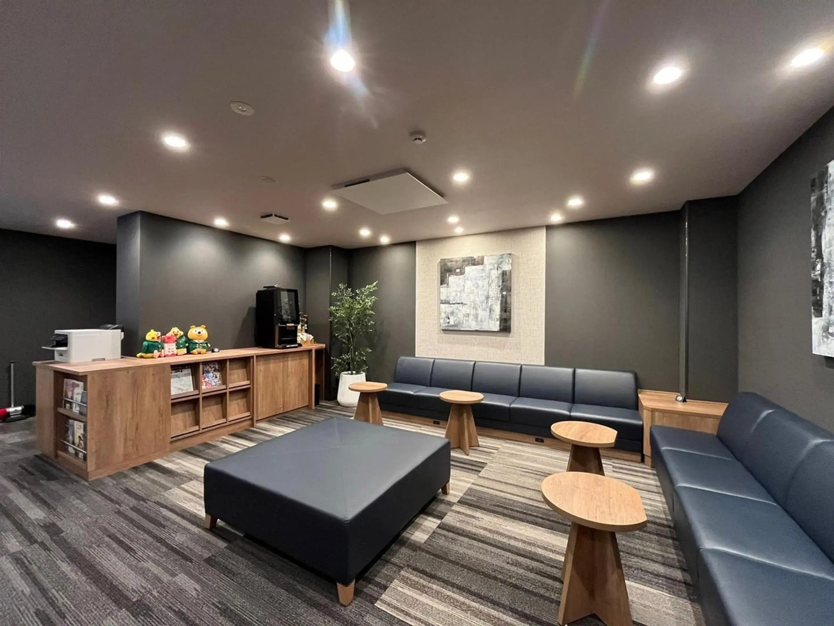 Lobby or reception in Hotel Route-Inn Toyama Ekimae