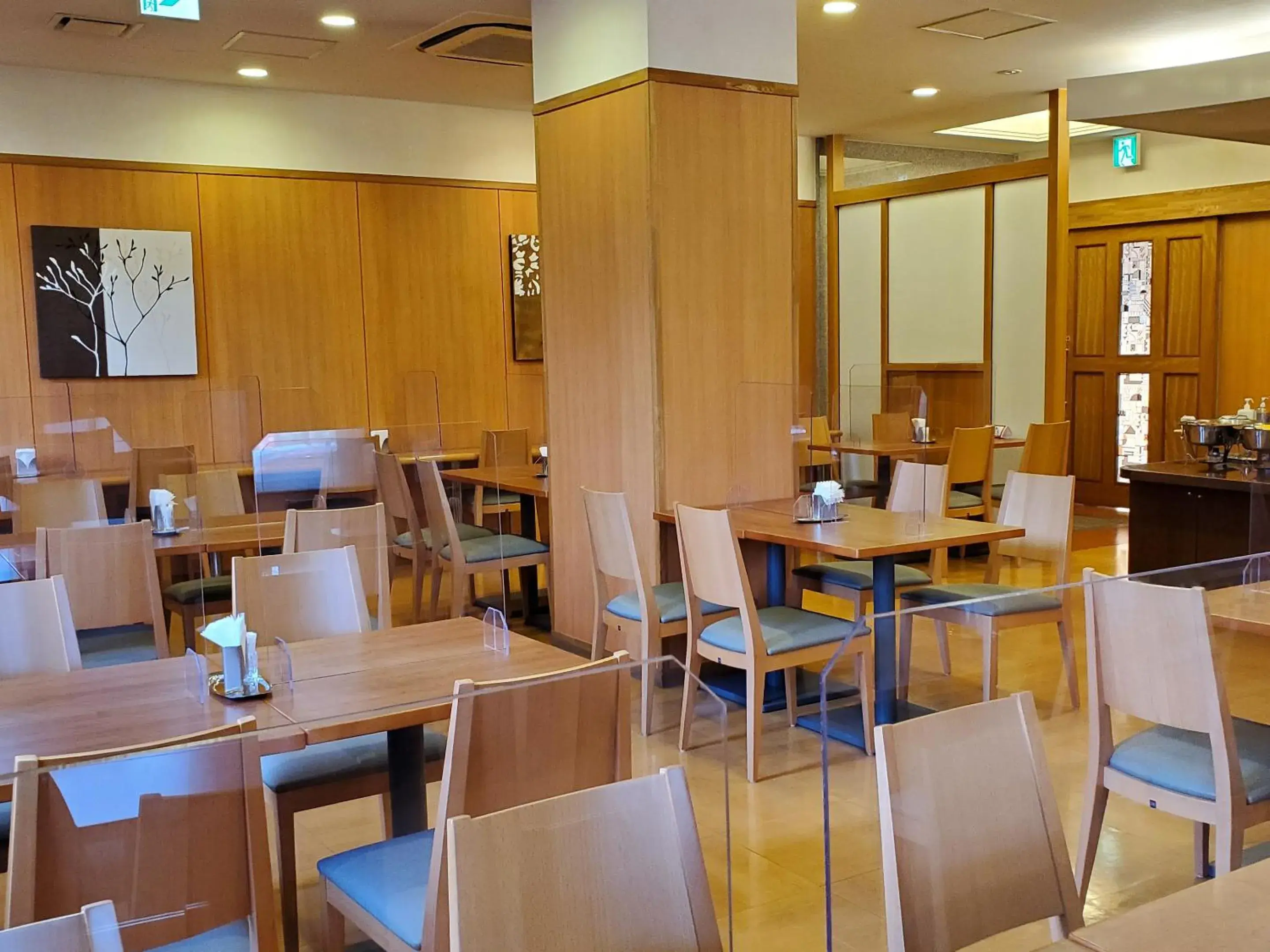 Restaurant/places to eat in Hotel Route-Inn Kameyama Inter Restaurant/places to eat in Hotel Route-Inn Kameyama Inter