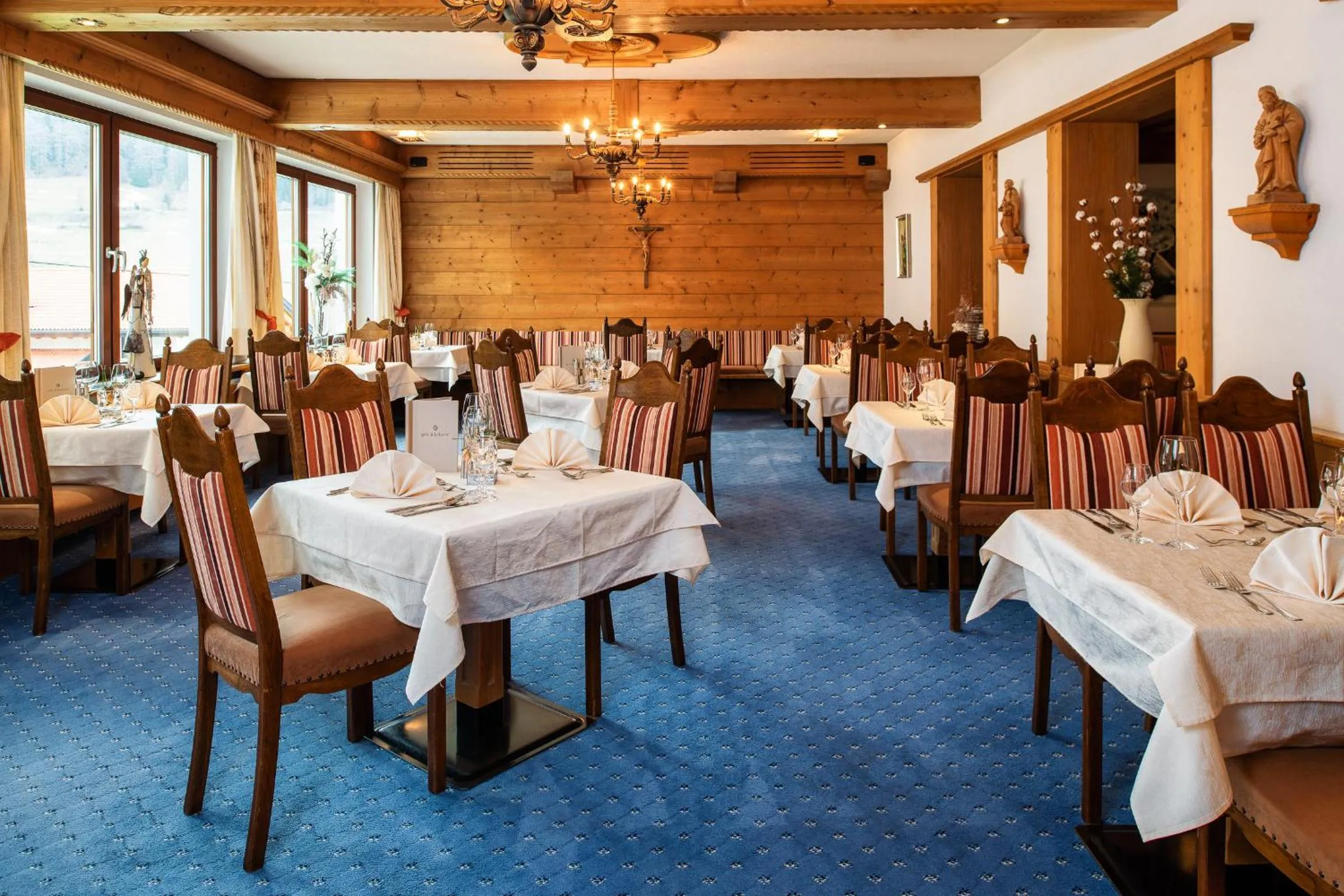 Restaurant/places to eat in Hotel Edelweiss Superior