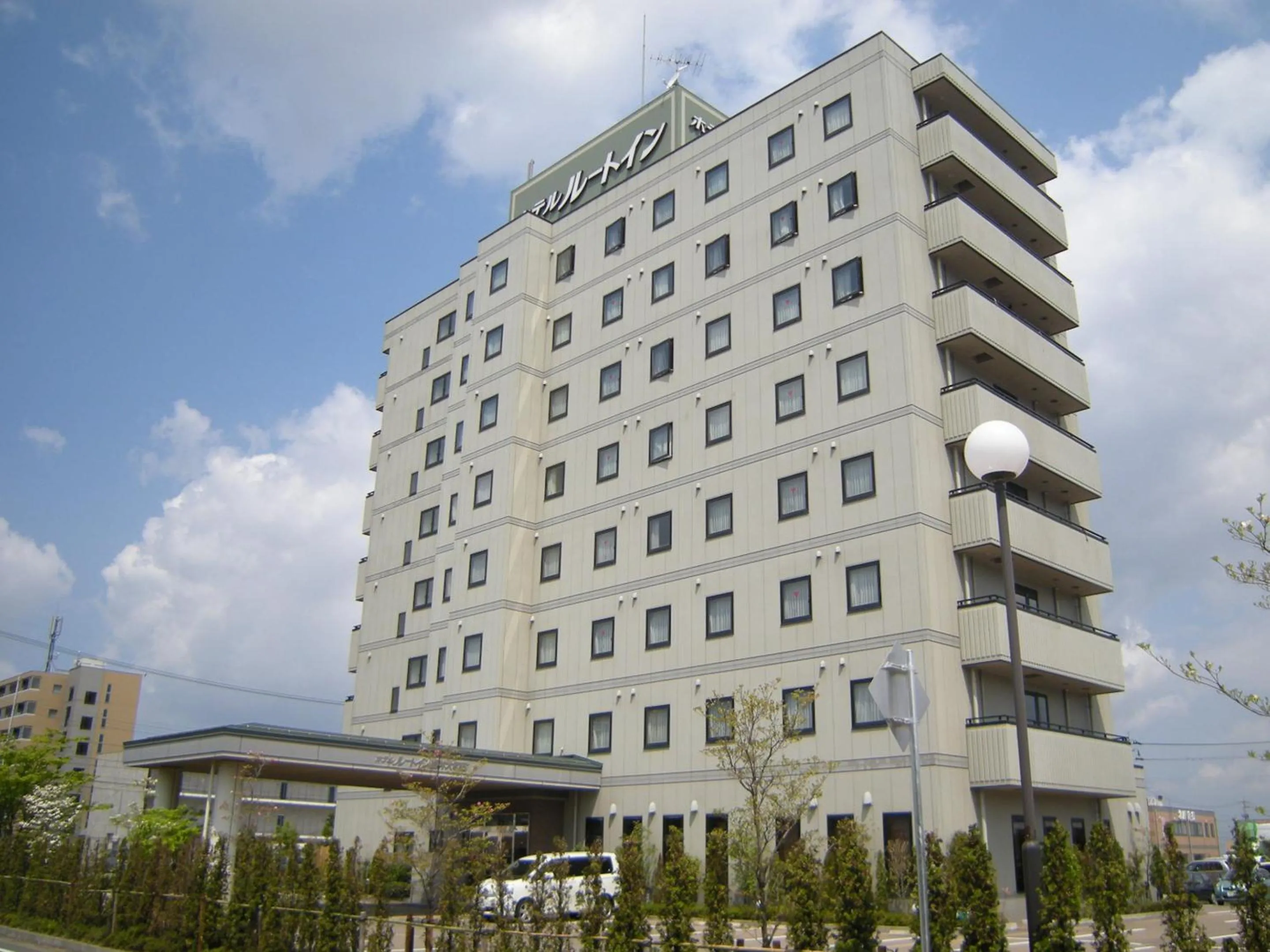 Property building in Hotel Route-Inn Fukui Owada