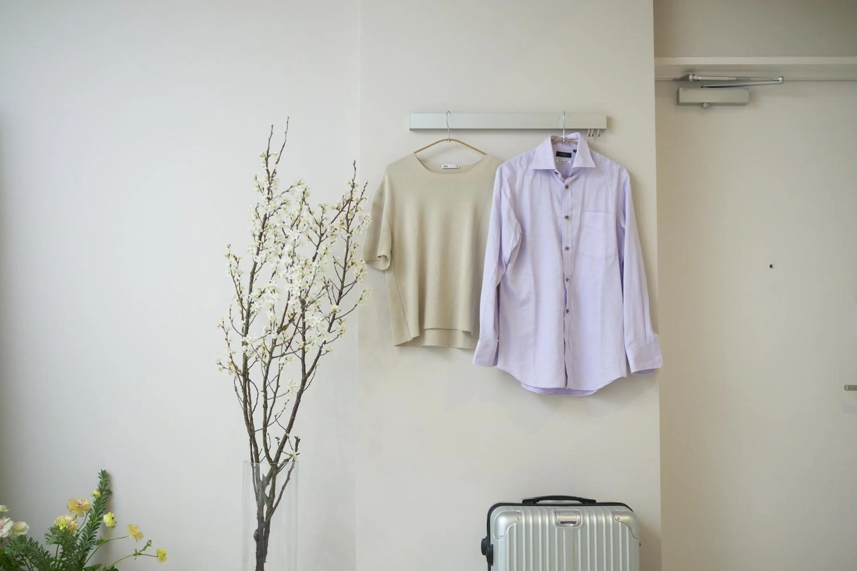 wardrobe in Hostel Casa Noda