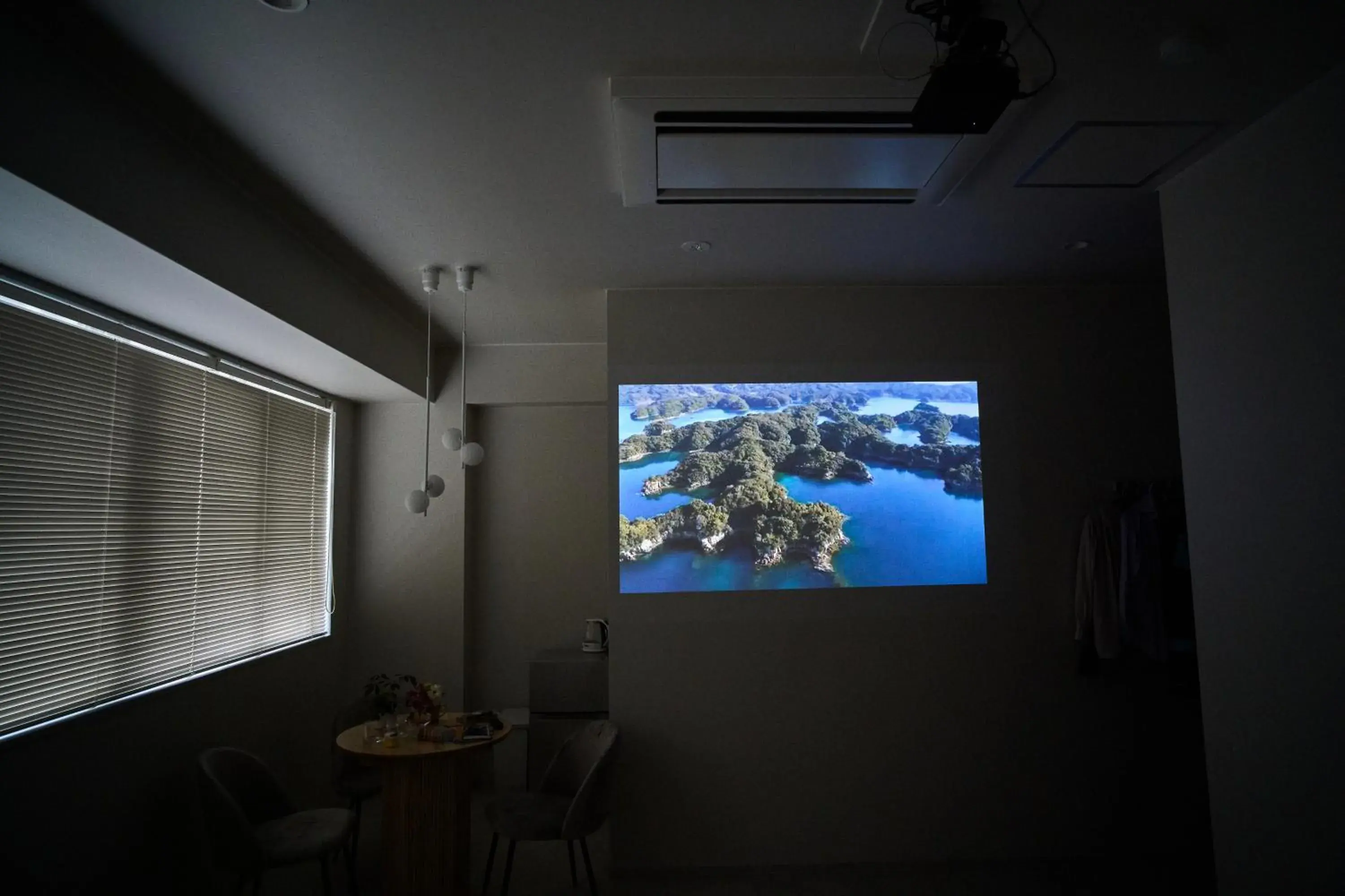 TV and multimedia in Hostel Casa Noda TV and multimedia in Hostel Casa Noda