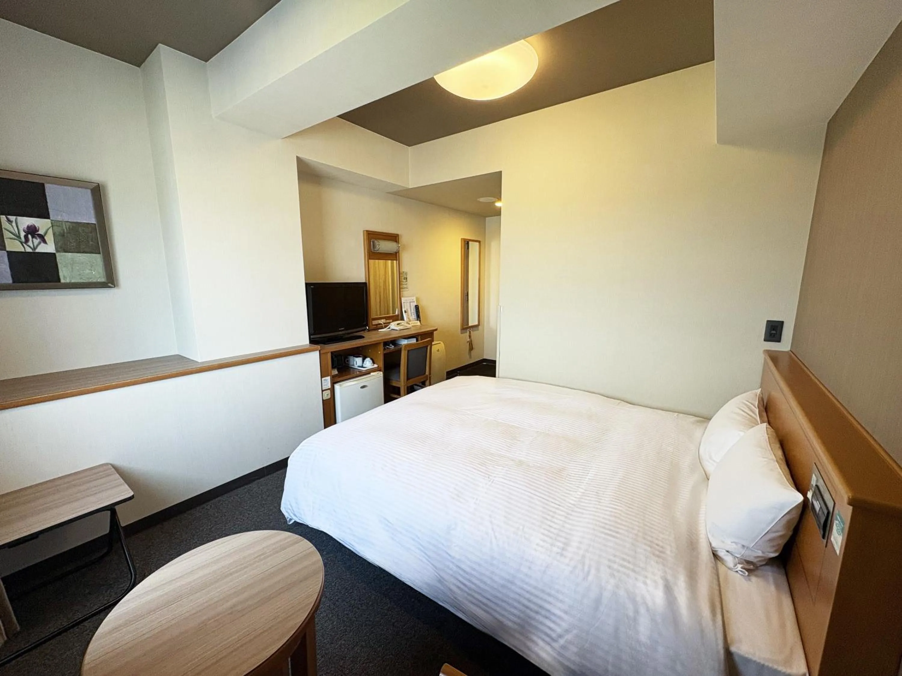 Photo of the whole room, Bed in Hotel Route-Inn Nishinasuno