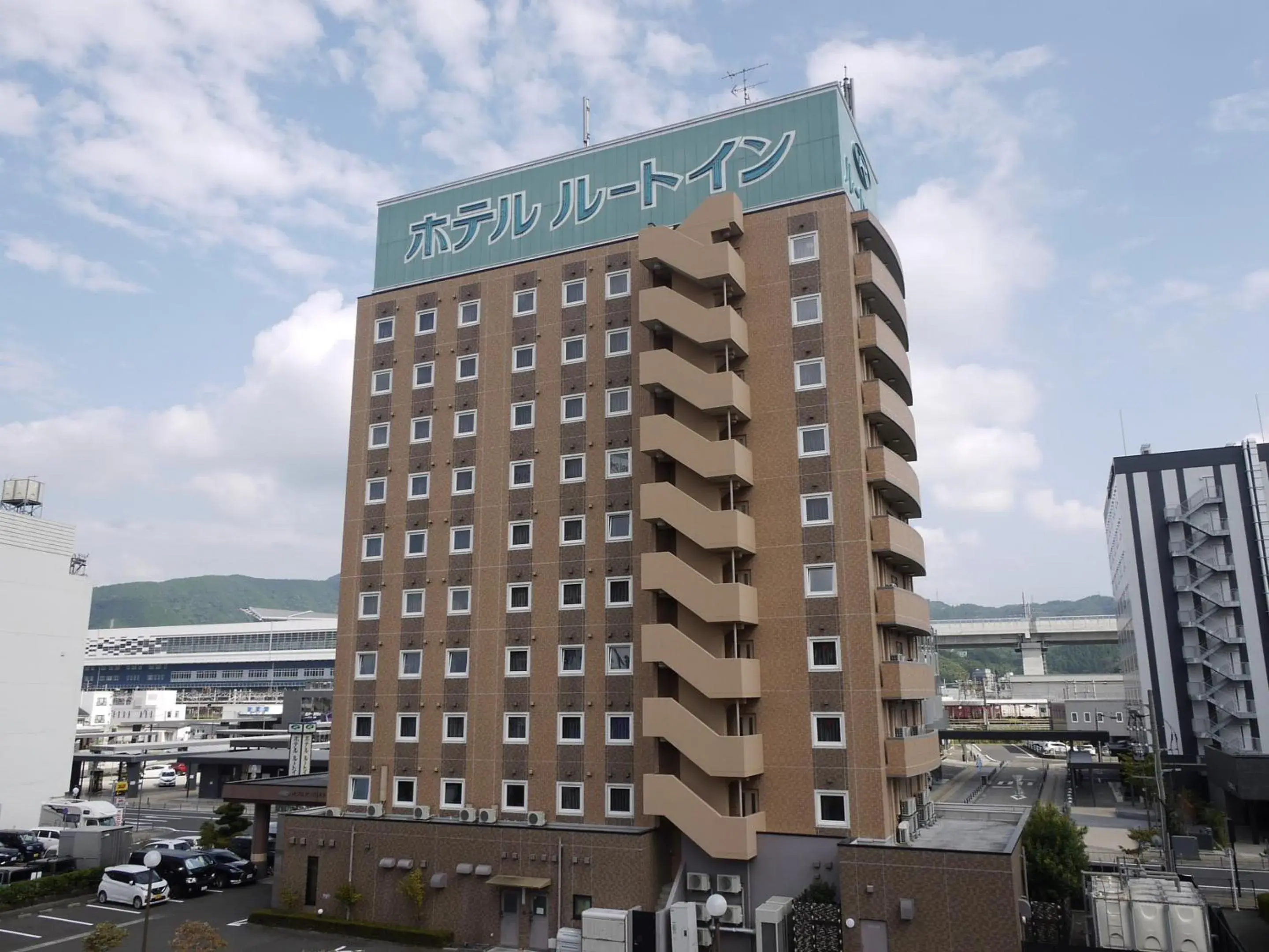 Property building in Hotel Route-Inn Tsuruga Ekimae Property building in Hotel Route-Inn Tsuruga Ekimae