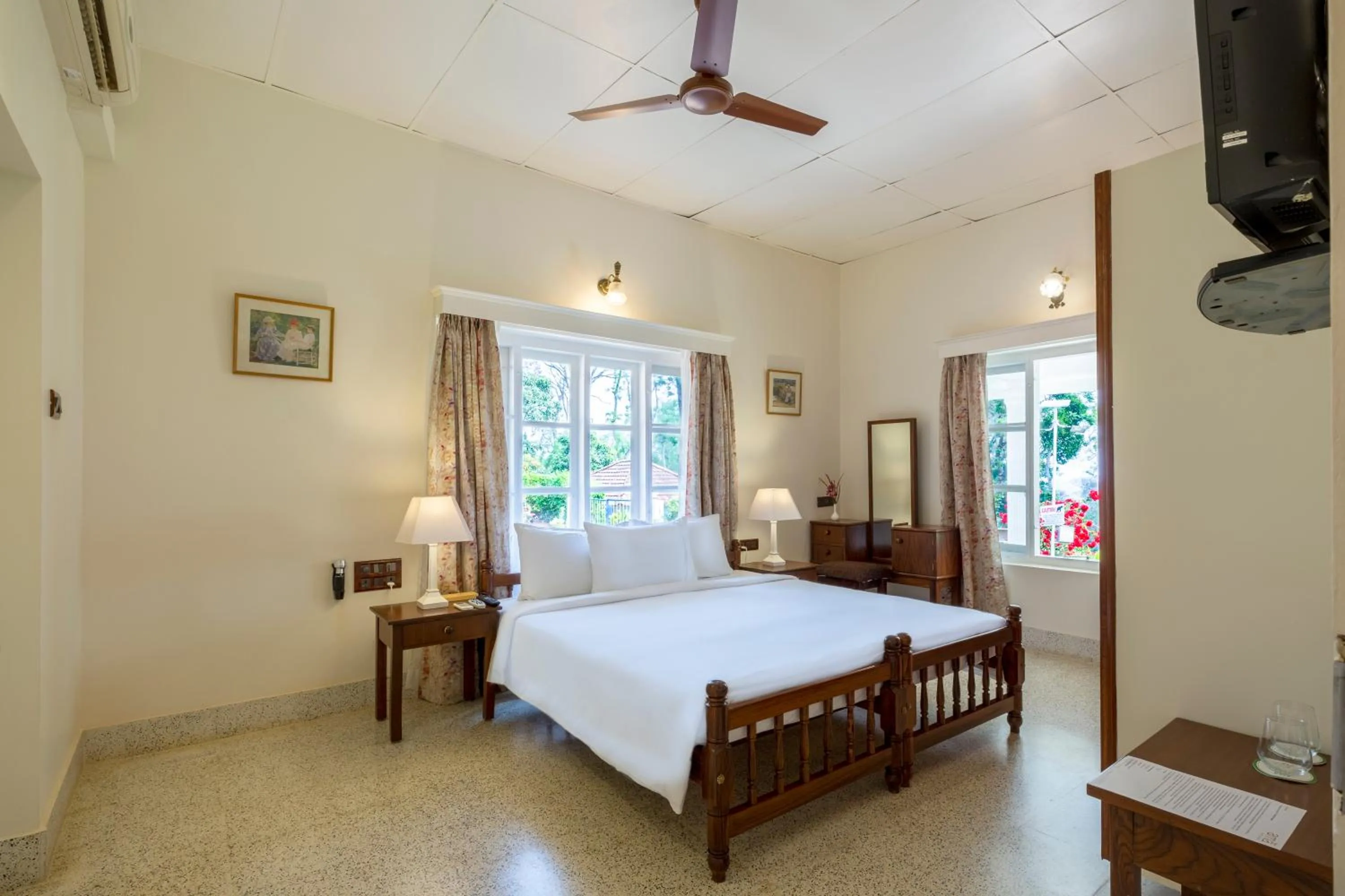 Photo of the whole room, Bed in Ama Plantation Trails Coorg