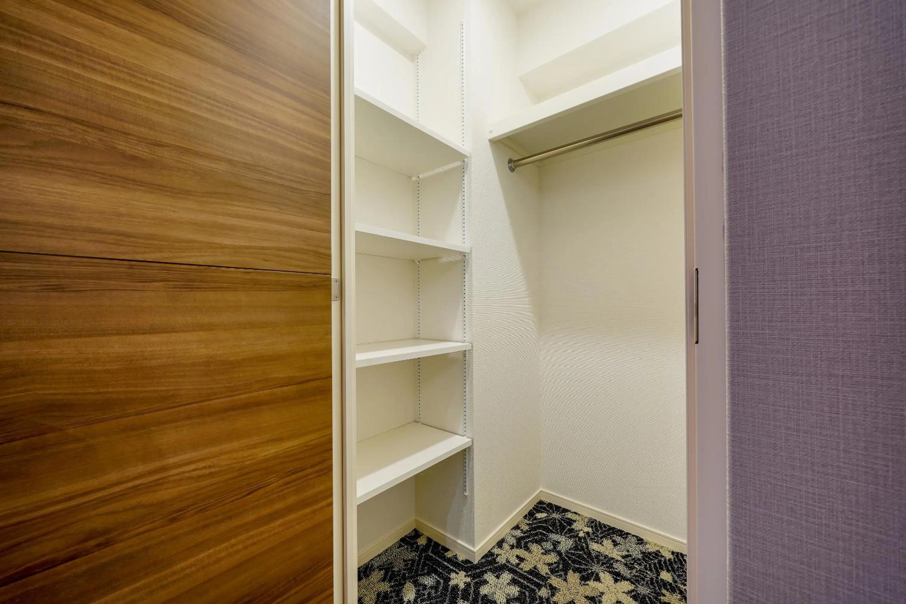 wardrobe in RESI STAY THE KYOTO