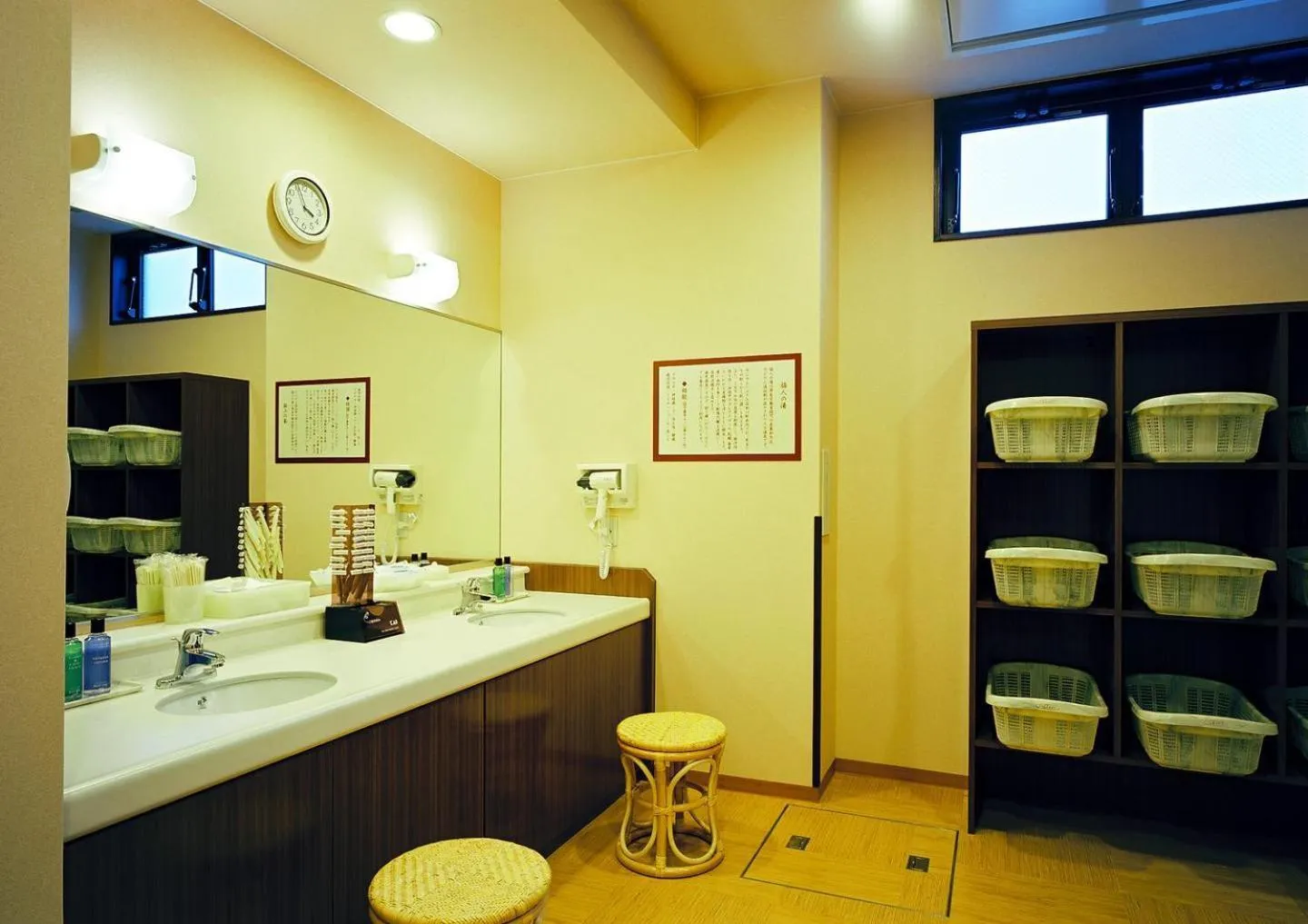 Bathroom in Hotel Route-Inn Mikawa Inter
