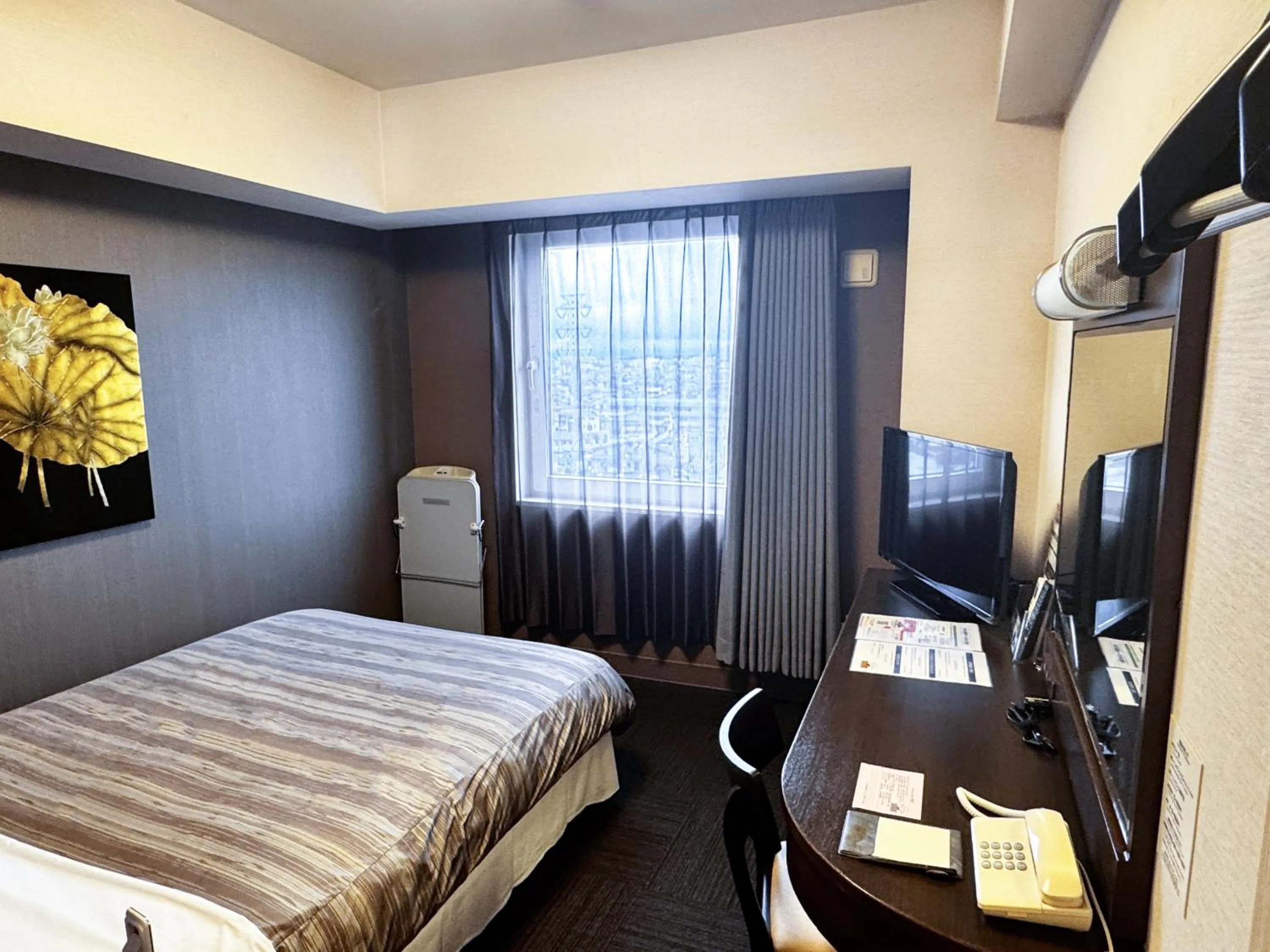 Photo of the whole room, Bed in Hotel Route-Inn Oyama