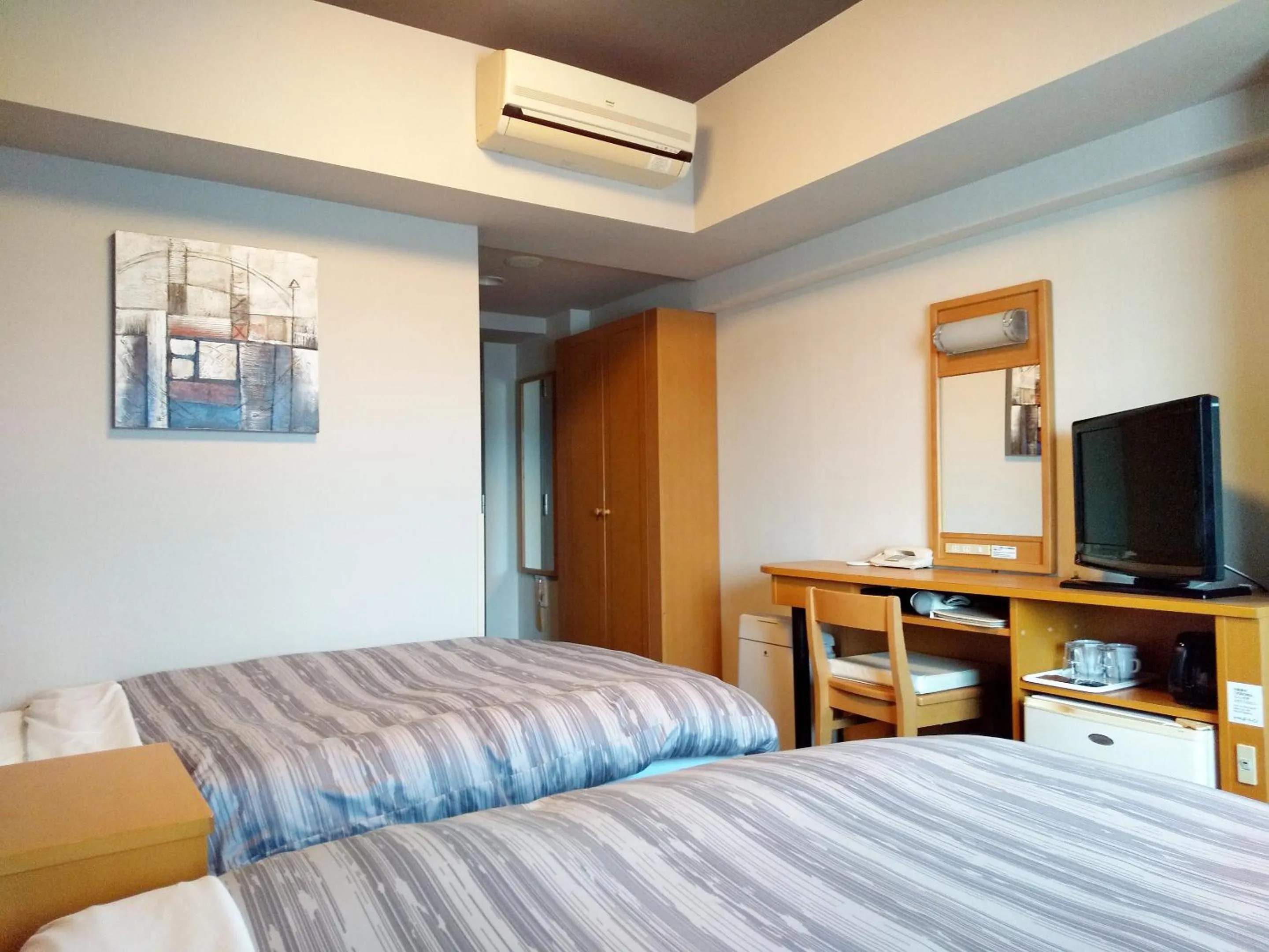 Photo of the whole room, Bed in Hotel Route-Inn Sanofujioka Inter