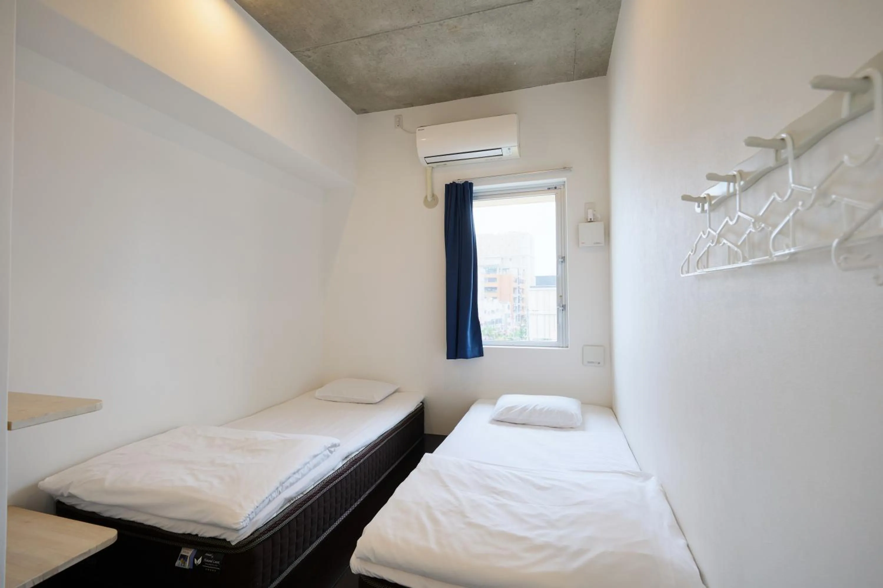 Twin Room with Shared Shower and Toilet - Female Only in Chura Cabin Kokusai-Dori