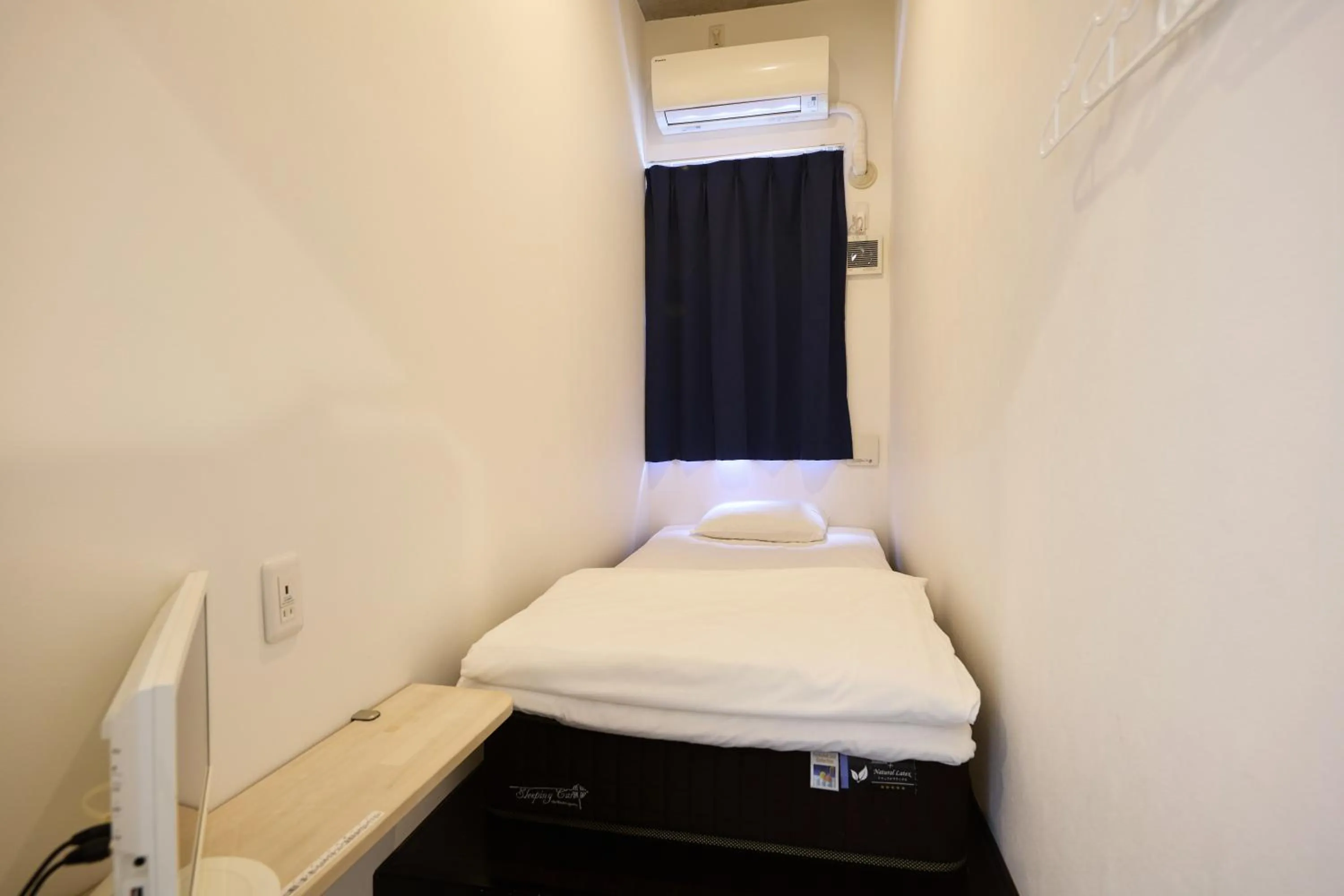 Photo of the whole room in Chura Cabin Kokusai-Dori