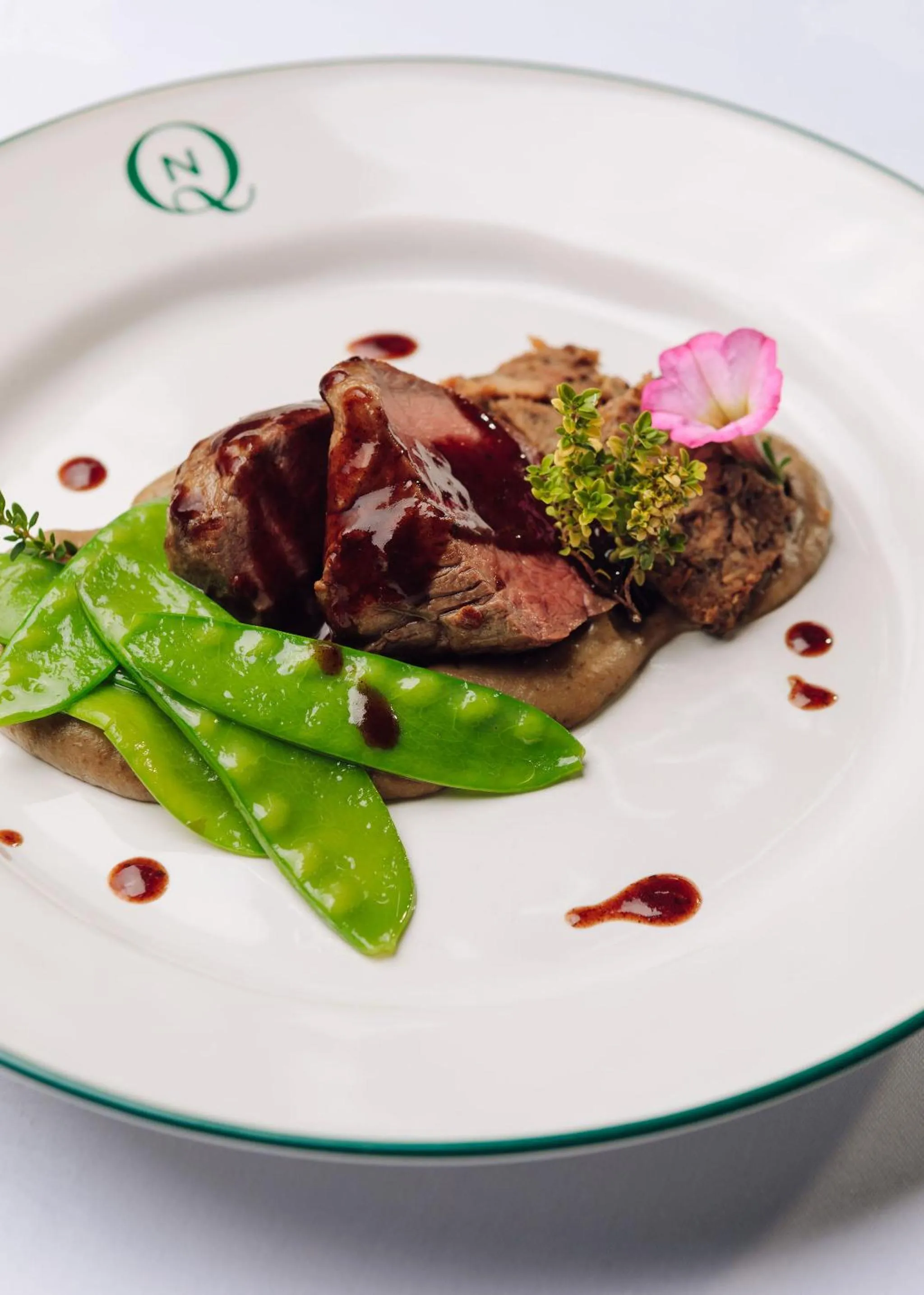 Food and drinks in Quinta Nova Winery House - Relais & Châteaux