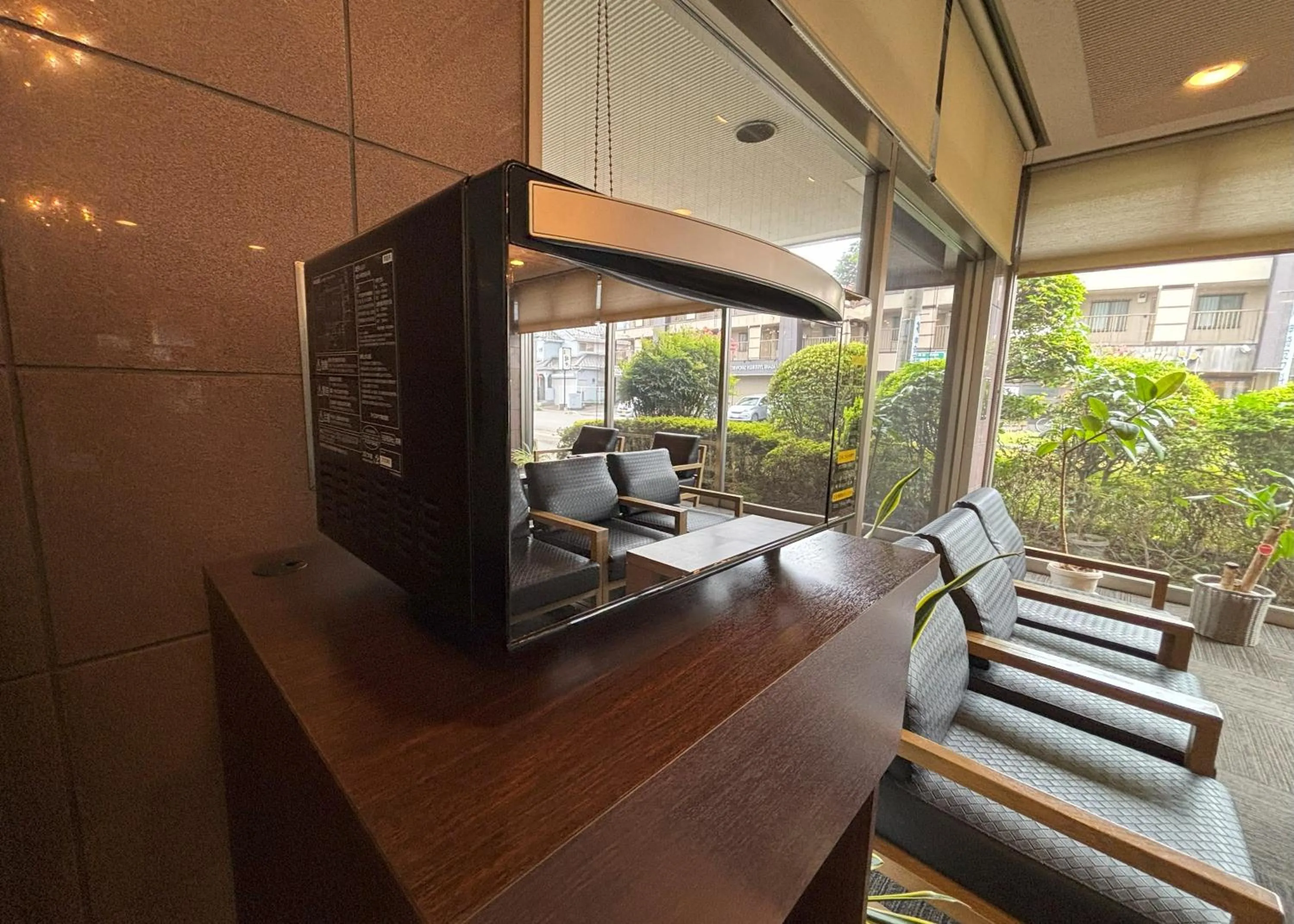 microwave in Hotel Route-Inn Ageo
