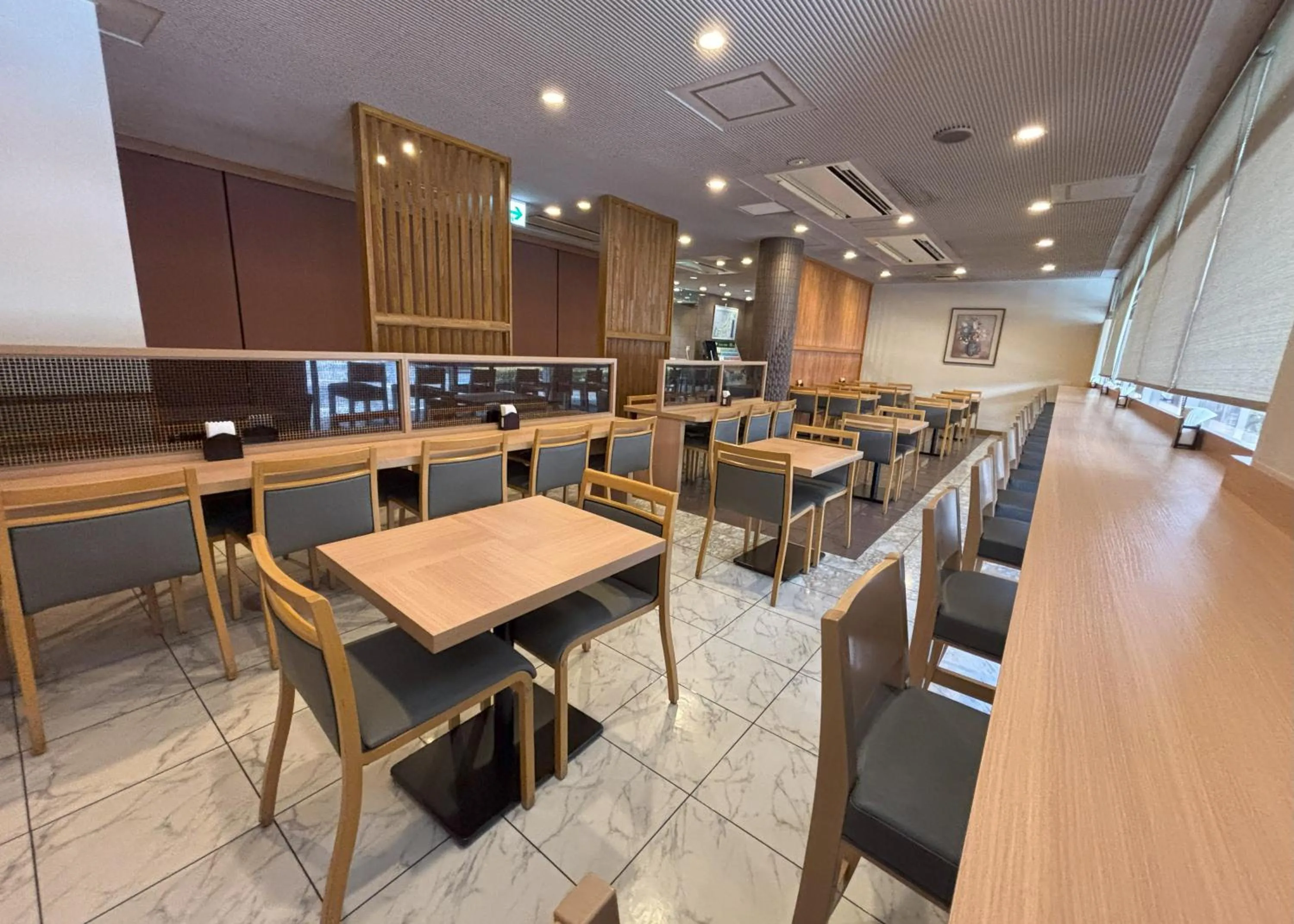 Restaurant/places to eat in Hotel Route-Inn Ageo