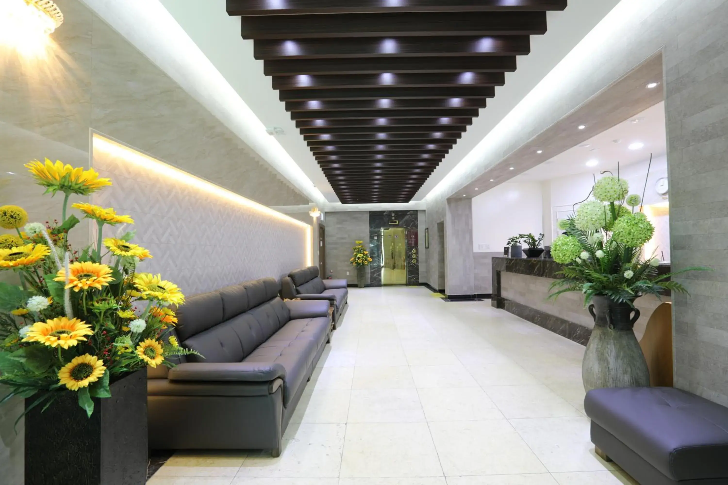 Facade/entrance in Gwangju Empire Hotel Facade/entrance in Gwangju Empire Hotel