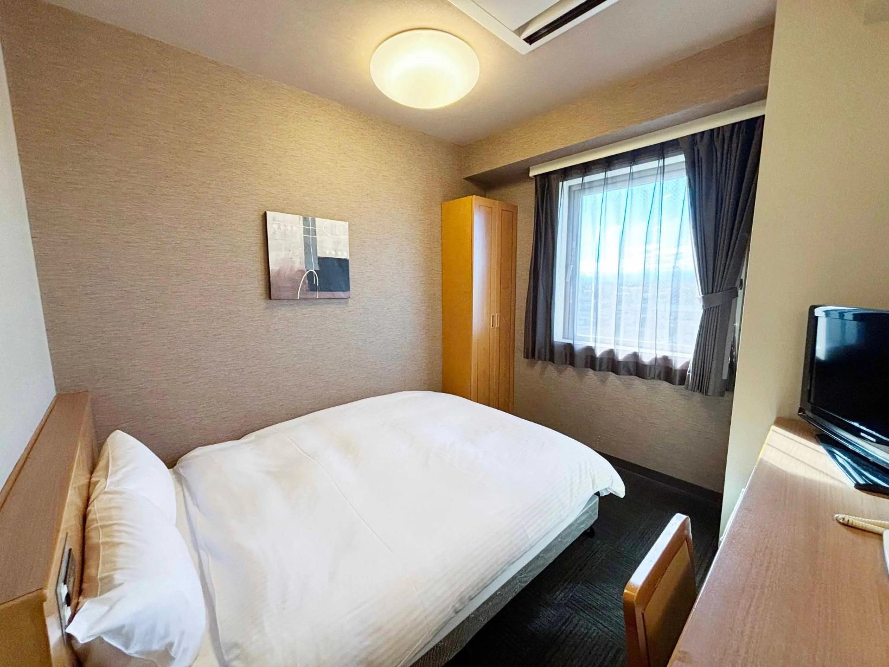 Photo of the whole room, Bed in Route Inn Grantia Hanyu Spa Resort