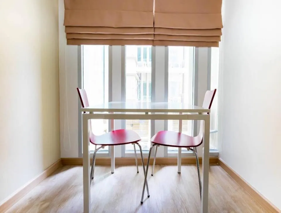 Seating area in The Lux Ladprao 10