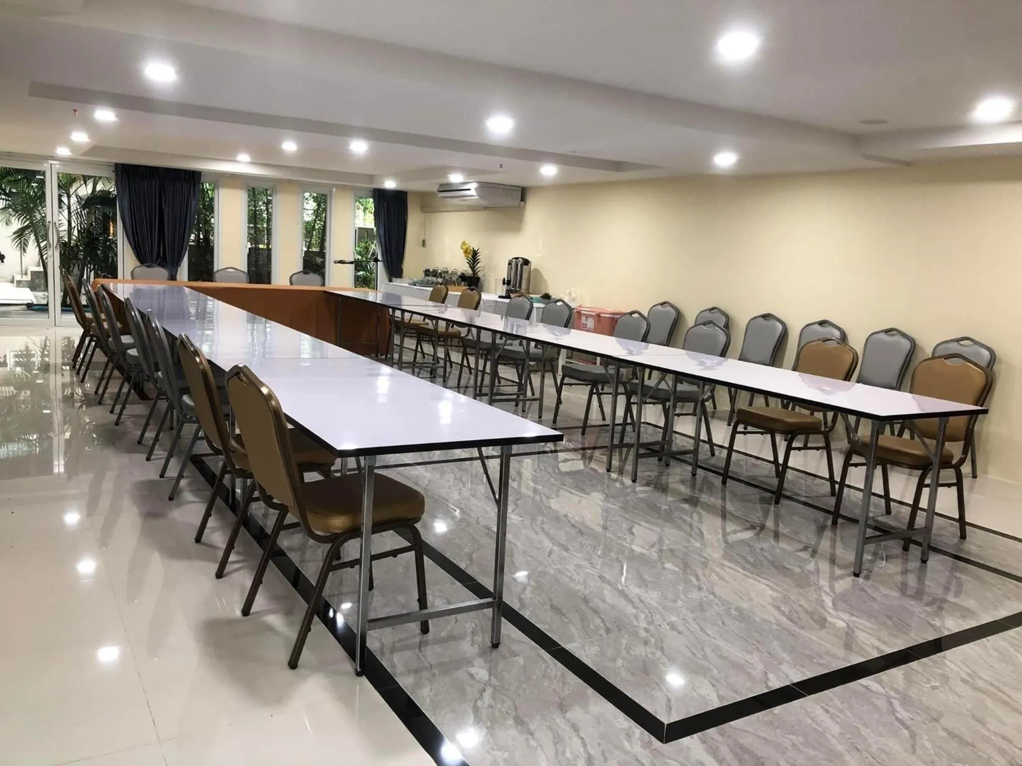Meeting/conference room in The Lux Ladprao 10