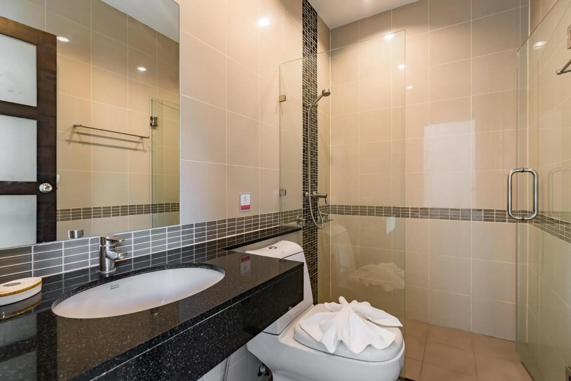 Floor plan in Trixie Town House 2 With Private Pool