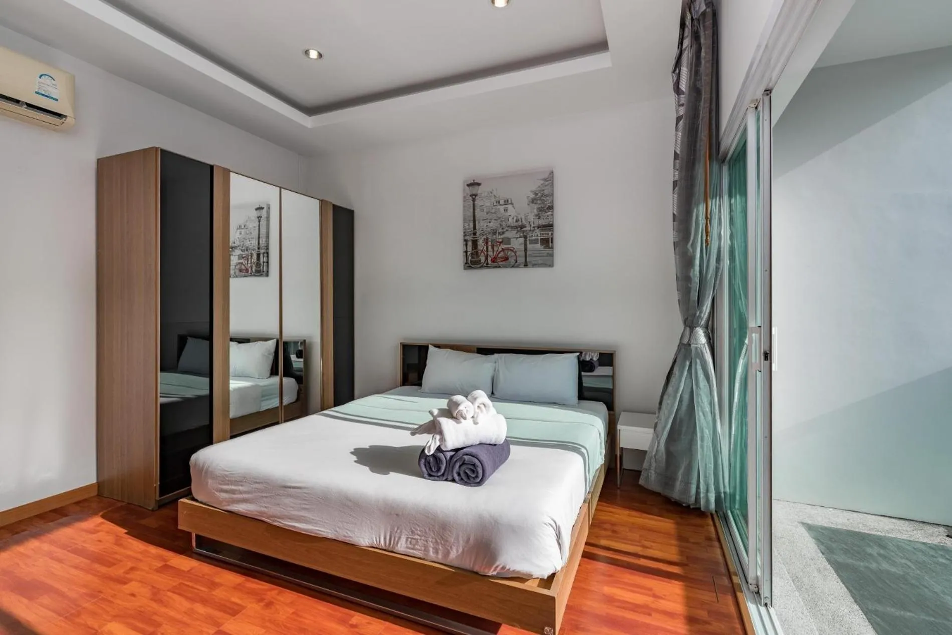 Floor plan, Bed in Trixie Town House 2 With Private Pool