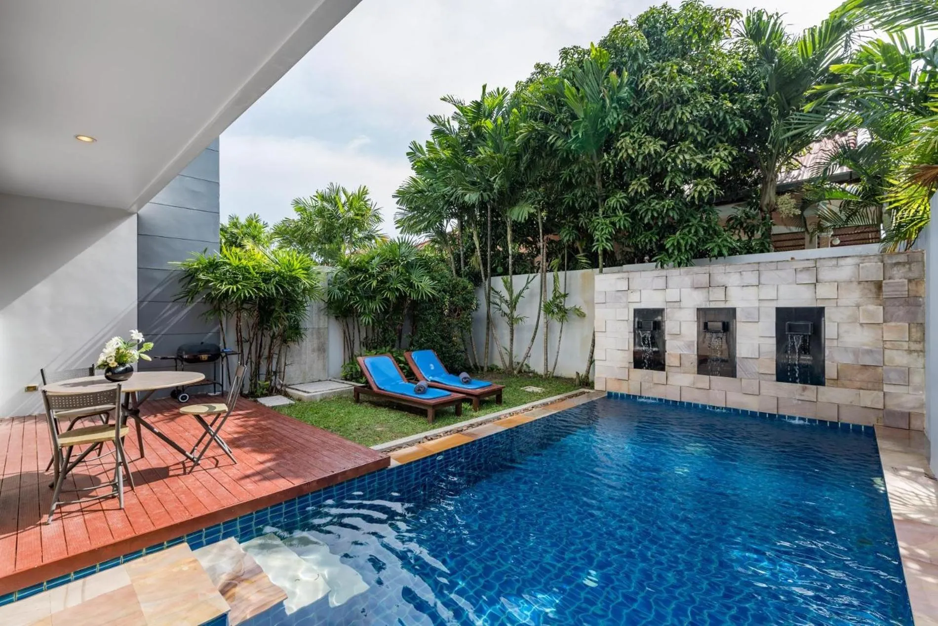 Floor plan in Trixie Town House 2 With Private Pool