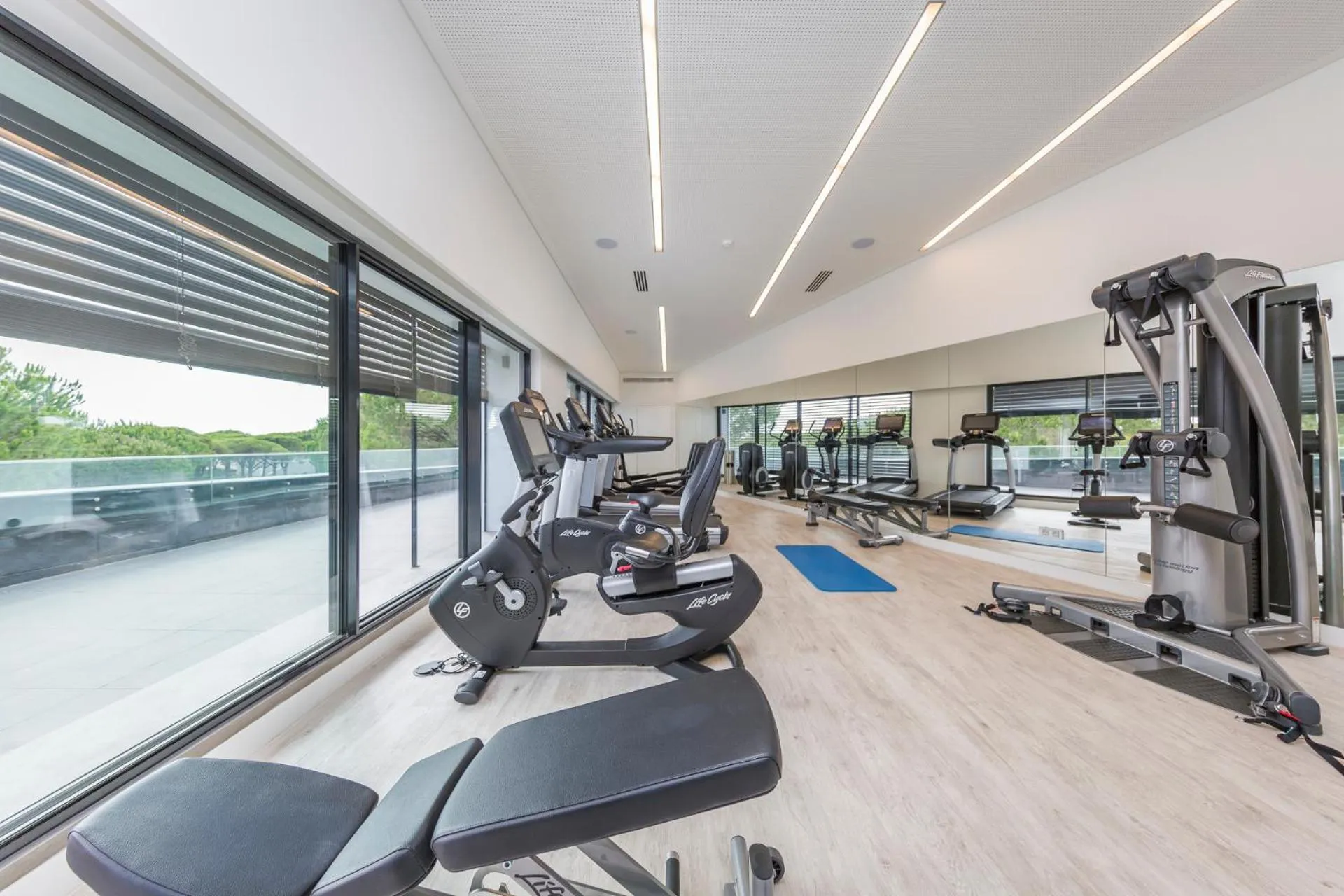 Fitness centre/facilities in Octant Praia Verde