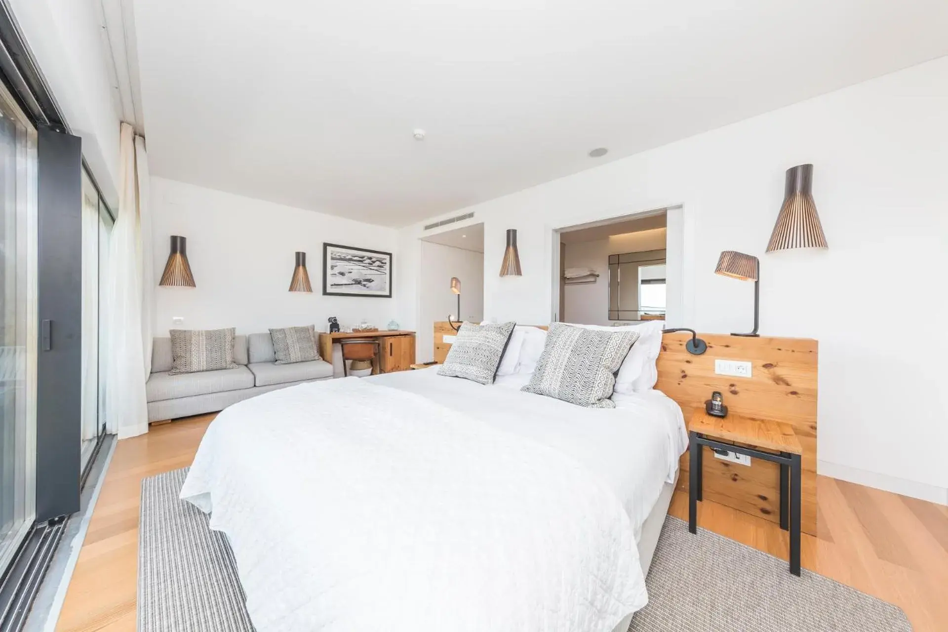 Bed in Octant Praia Verde Bed in Octant Praia Verde