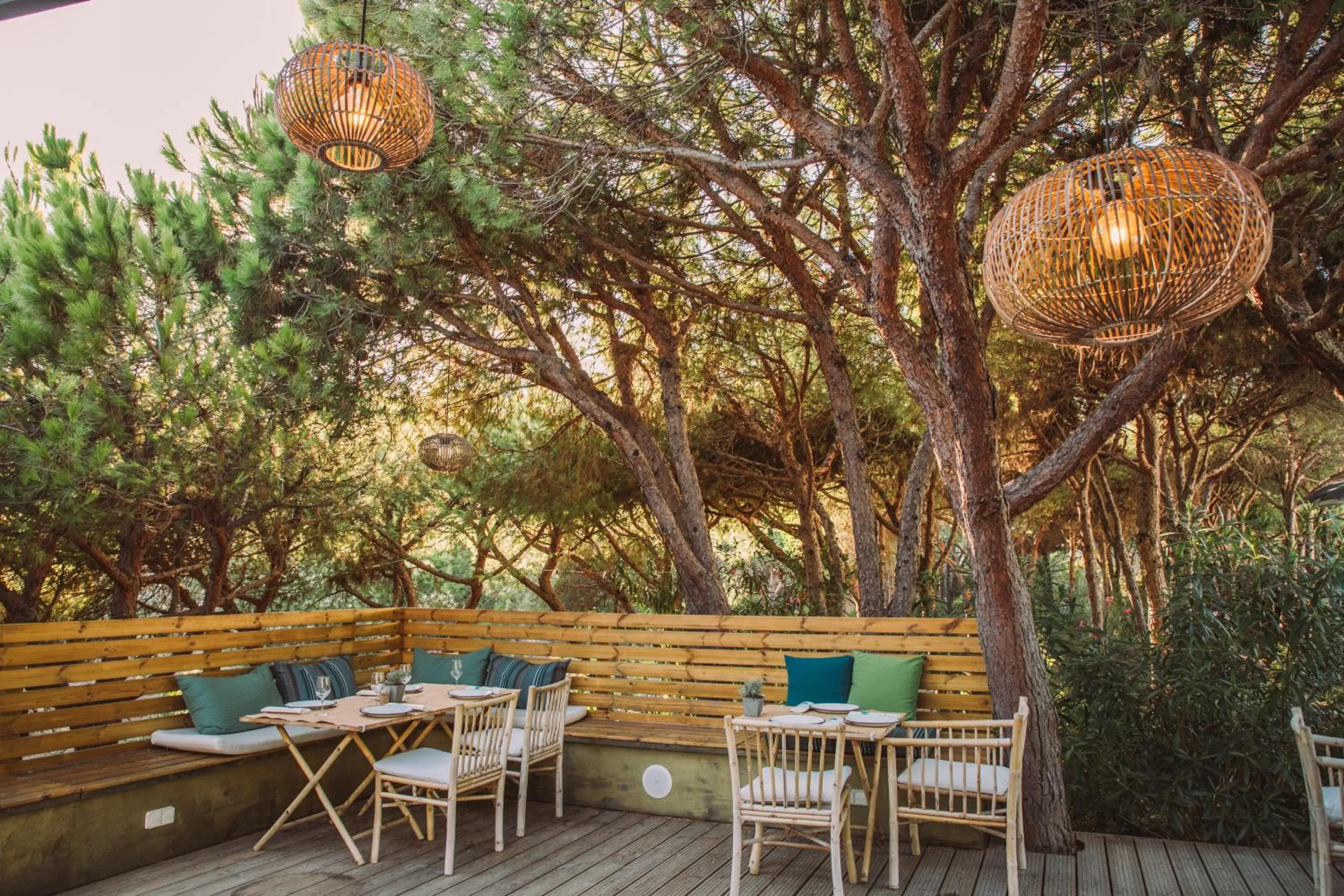 Restaurant/places to eat in Octant Praia Verde