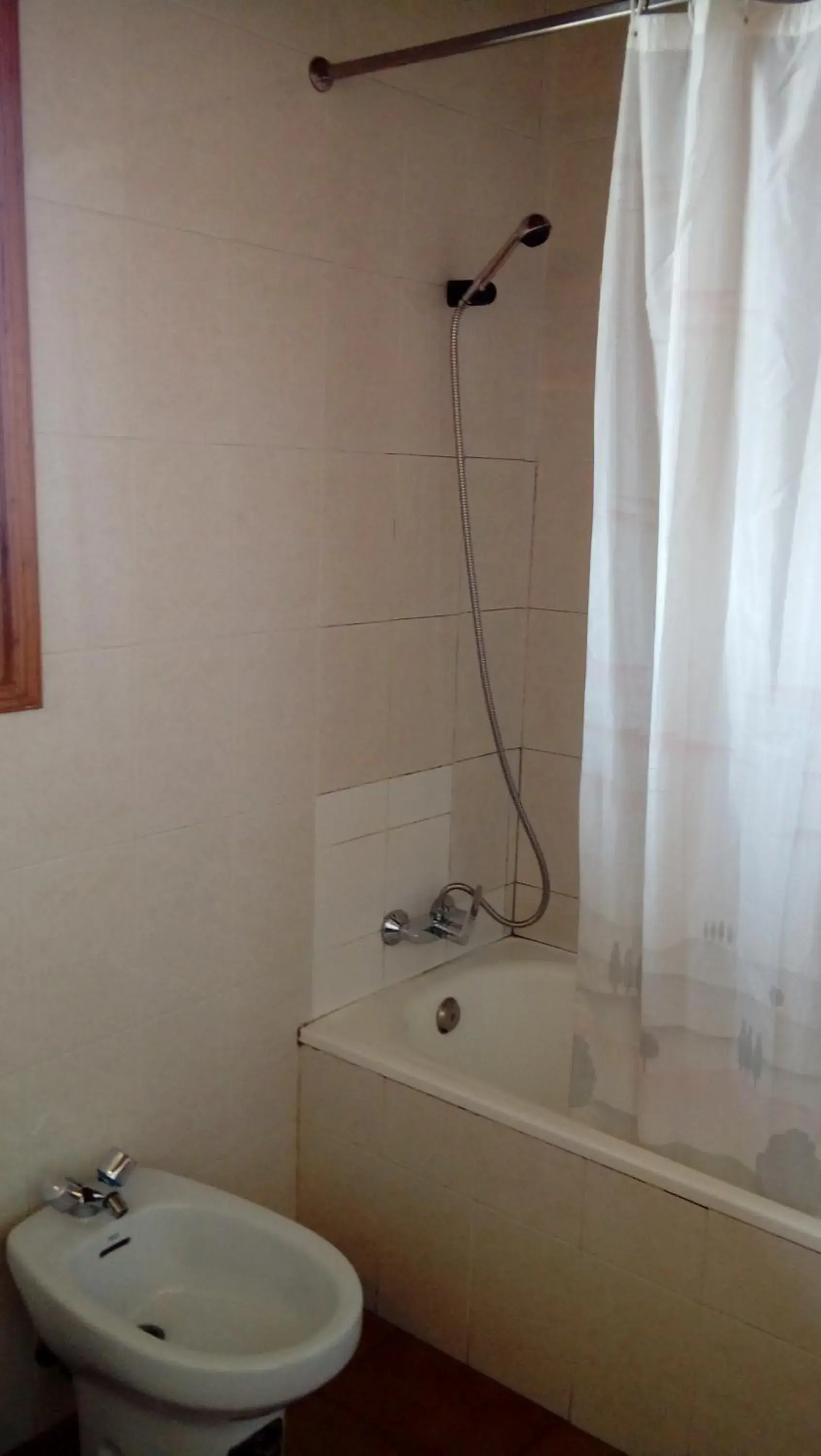 Double Room with Shared Bathroom in Refugi Cap del Rec Double Room with Shared Bathroom in Refugi Cap del Rec