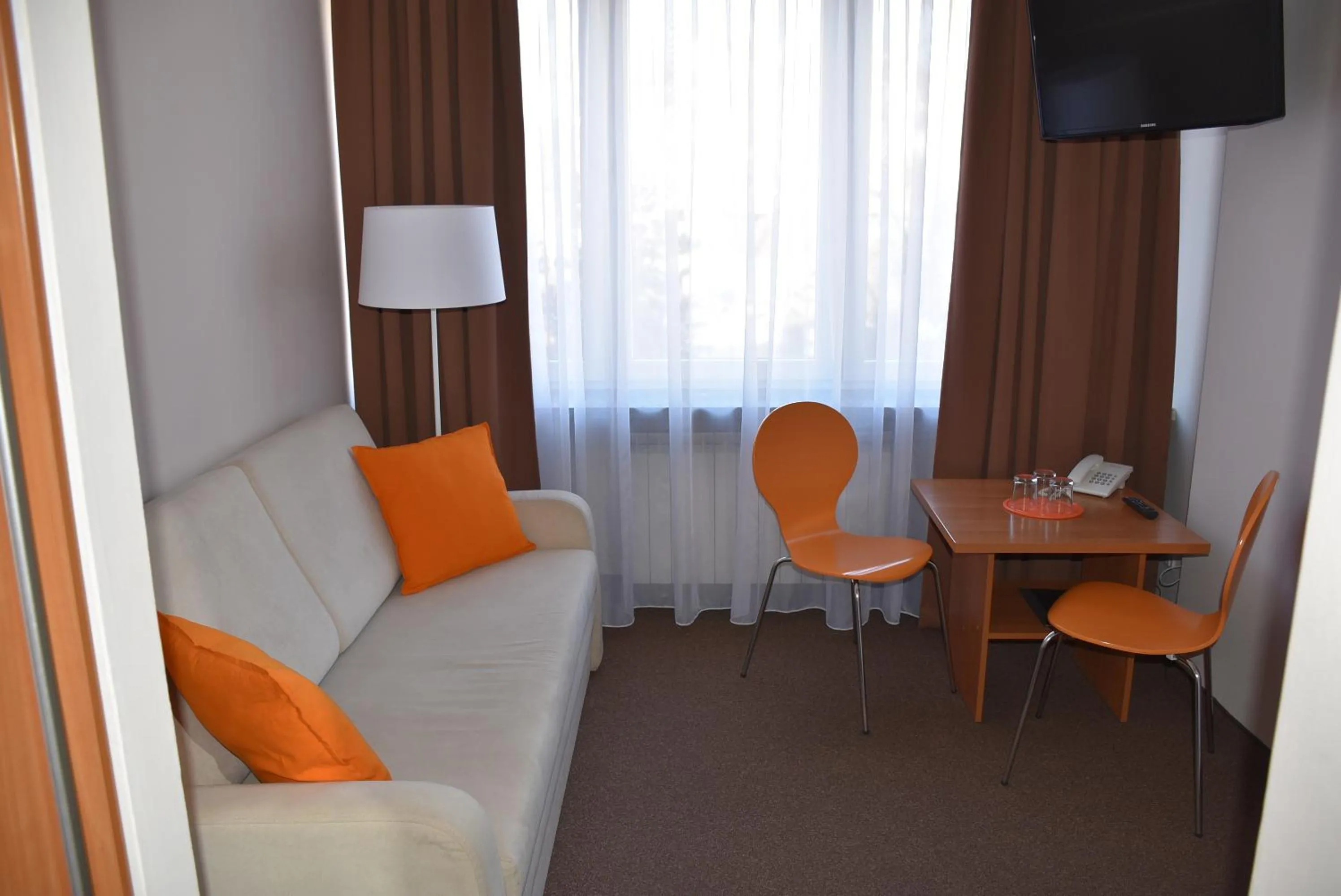 Economy Triple Room in Hotel PZMot