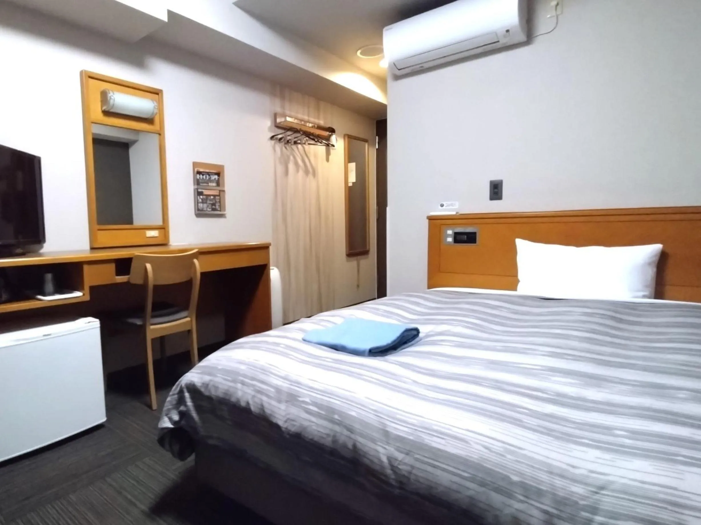 Photo of the whole room, Bed in Hotel Route-Inn Hitachitaga