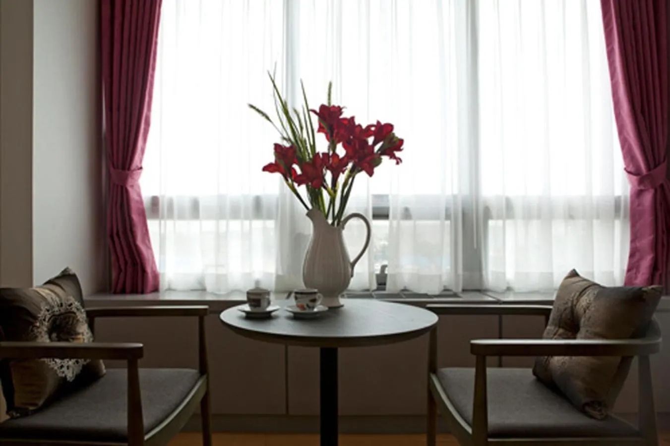 Seating area in Hotel Hu Incheon Airport