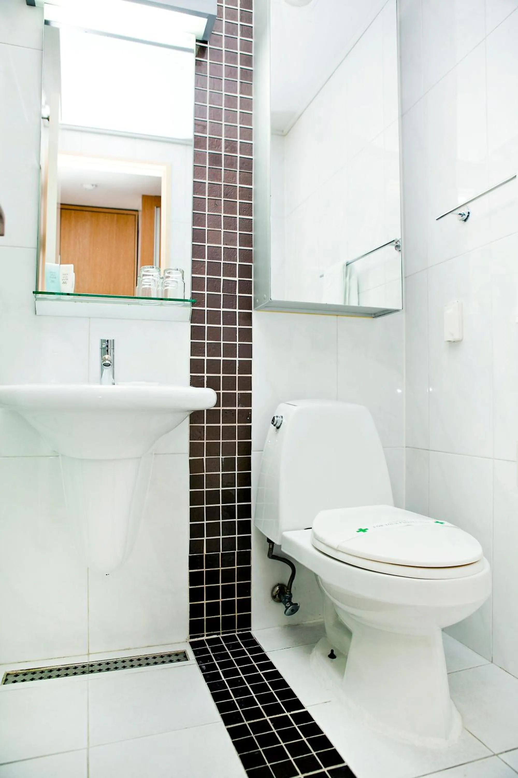 Bathroom in Hotel Hu Incheon Airport