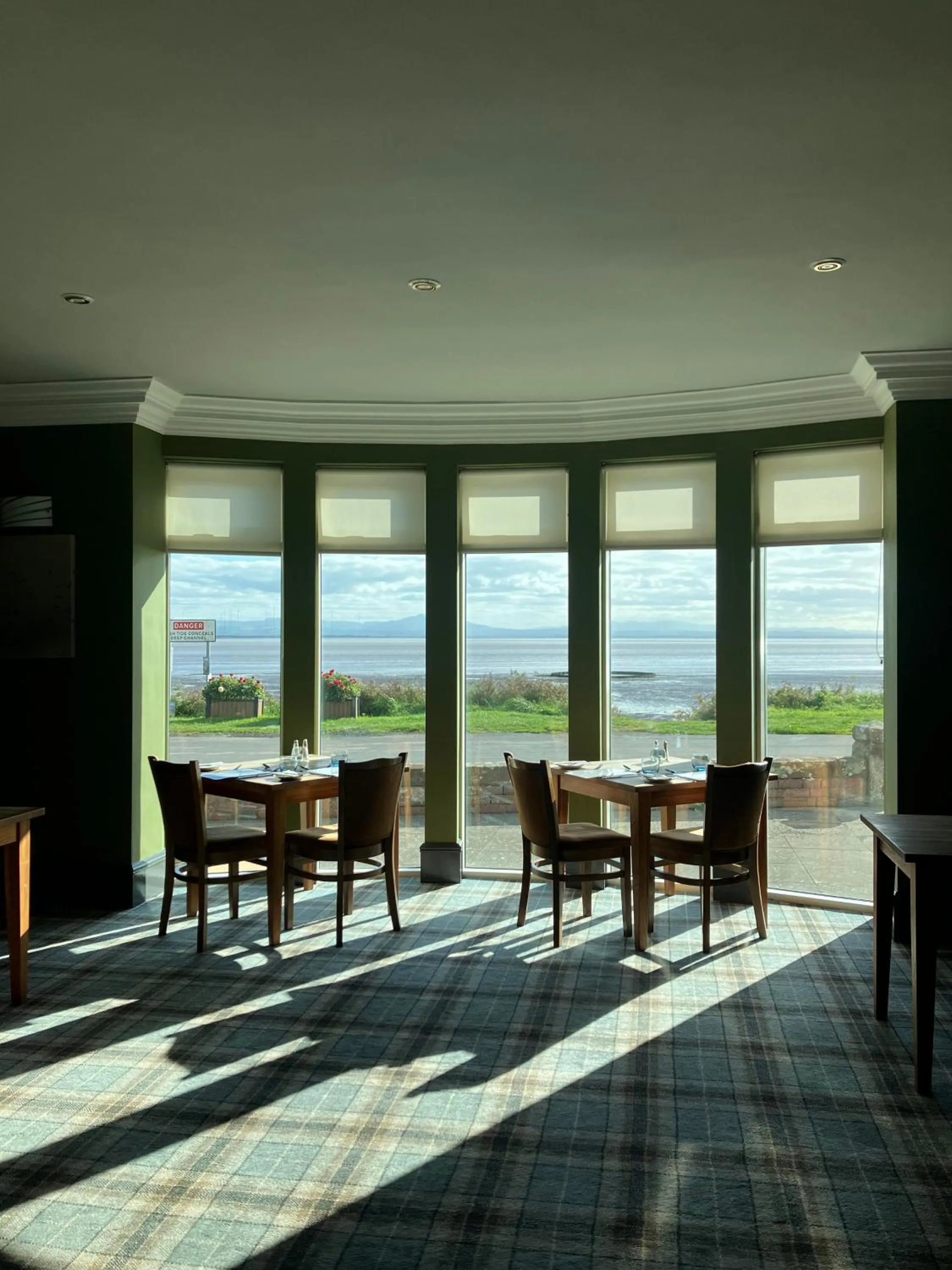 Restaurant/places to eat in The Powfoot Hotel, Annan