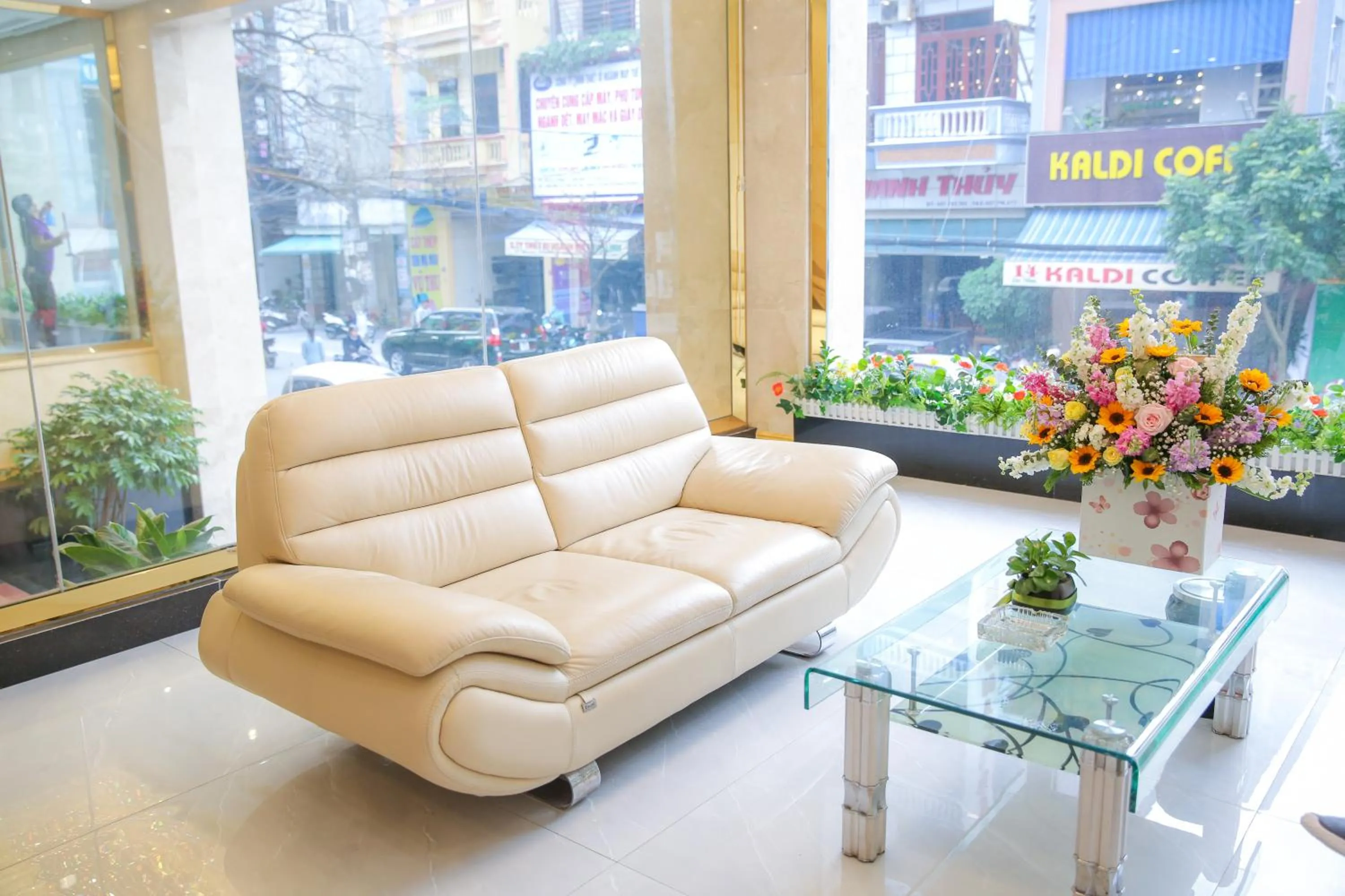 Property building in Long Anh Hotel