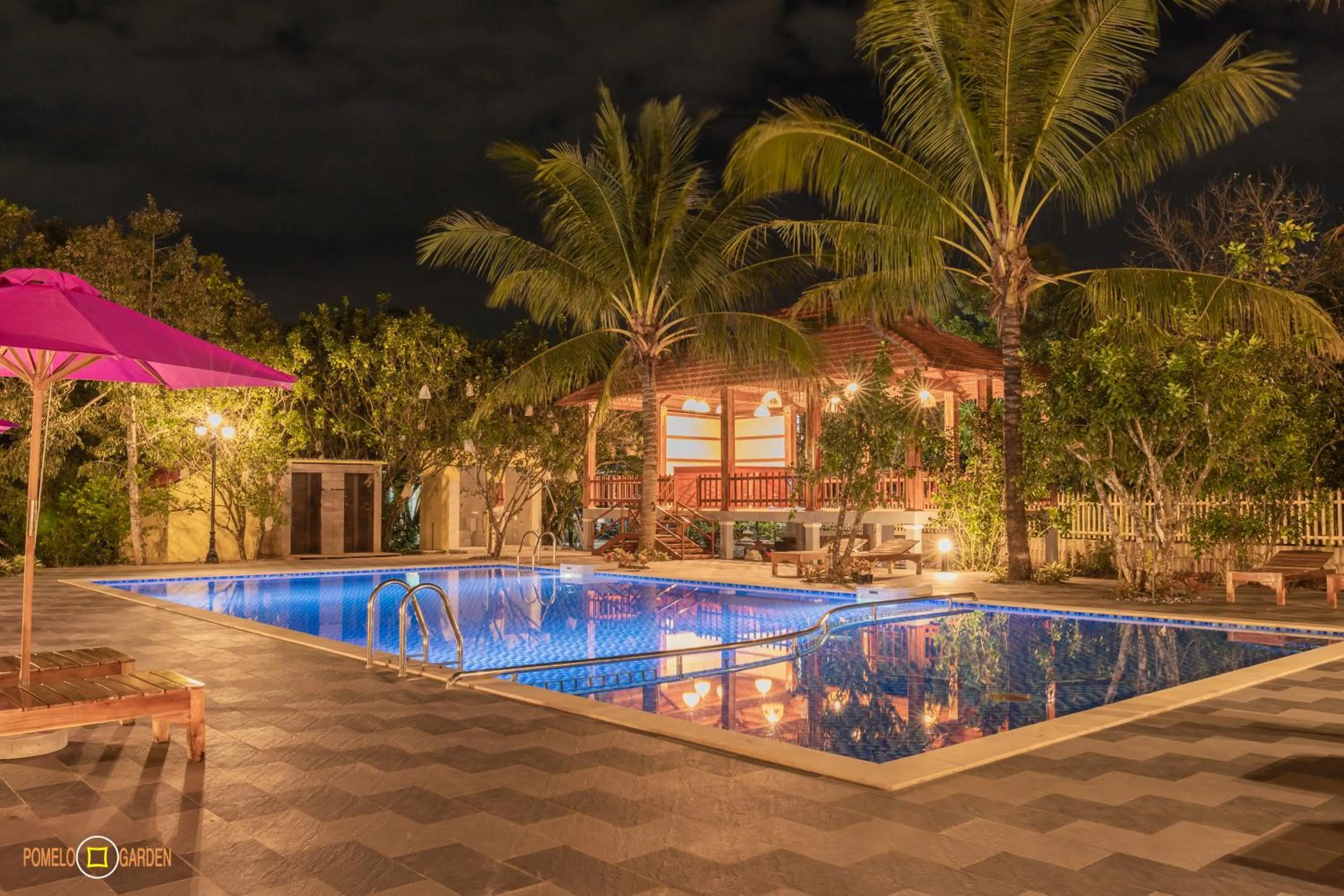 Swimming pool in Phu Quoc Pomelo Garden