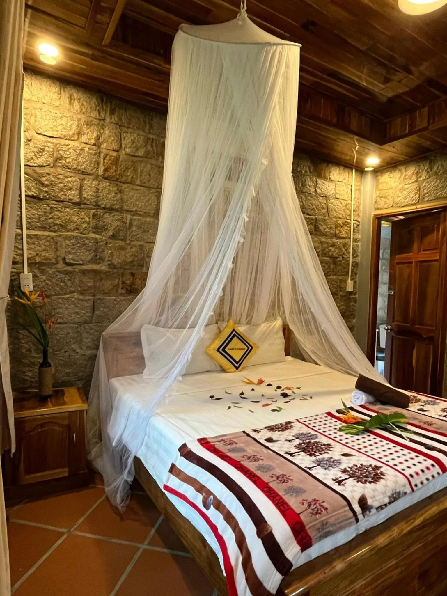 Bed in Phu Quoc Pomelo Garden